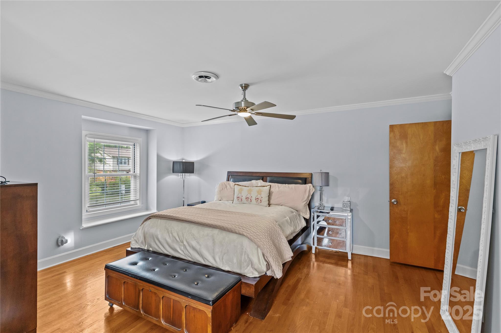 6035 Idlebrook Drive Property Photo 17
