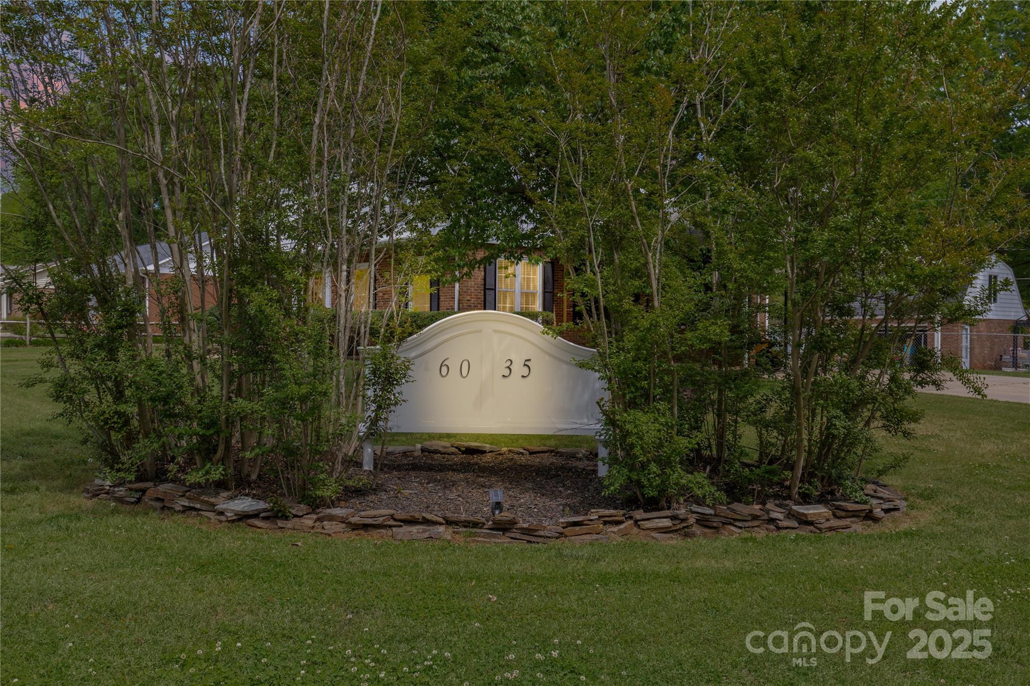 6035 Idlebrook Drive Property Photo 33