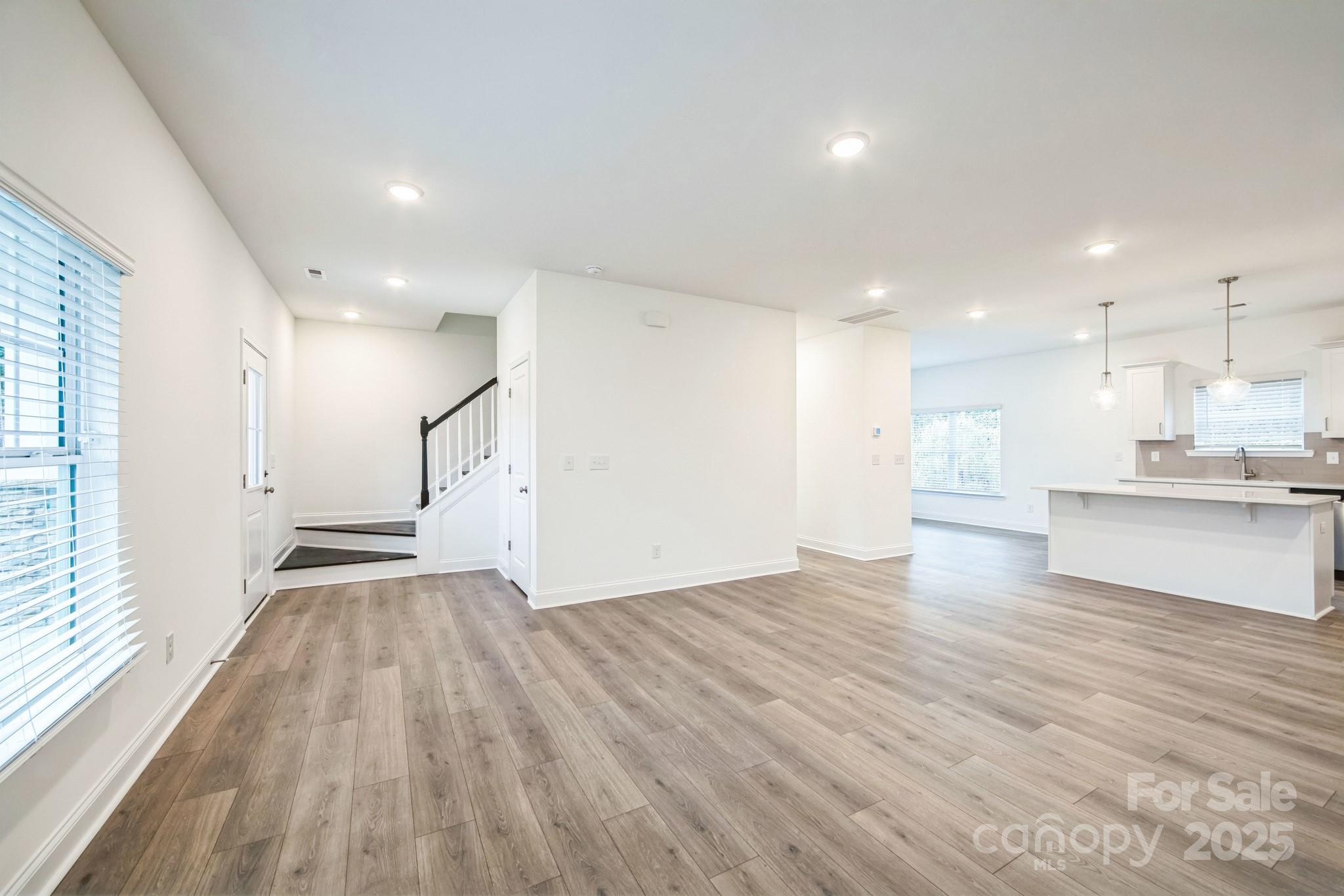 81 Walnut Springs Drive 22-d Property Photo 6