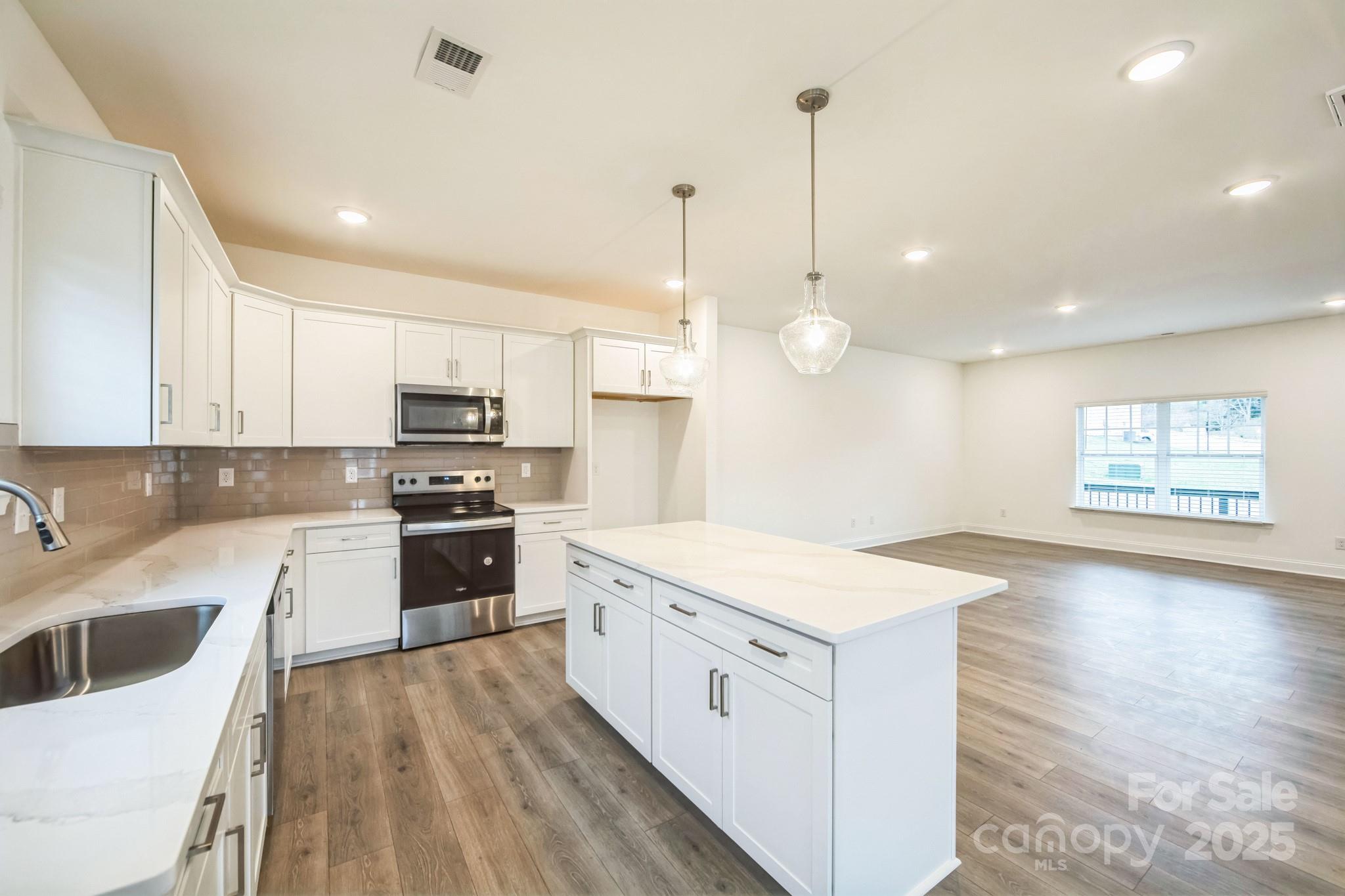 81 Walnut Springs Drive 22-d Property Photo 8