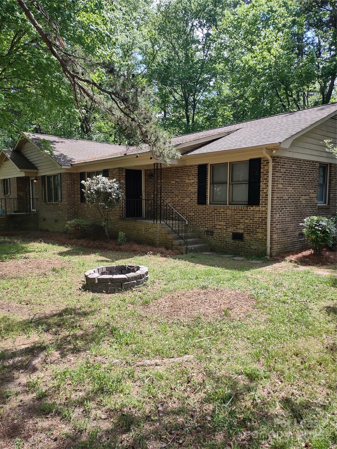 505 Westend Drive Property Photo