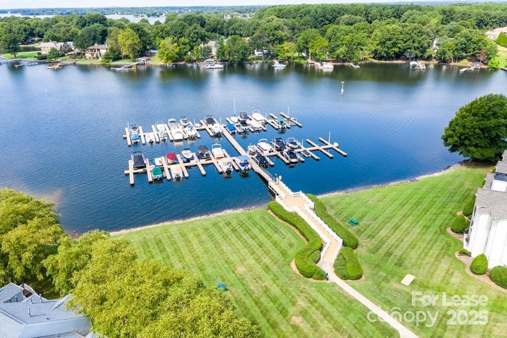 Admirals Quarters Real Estate Listings Main Image