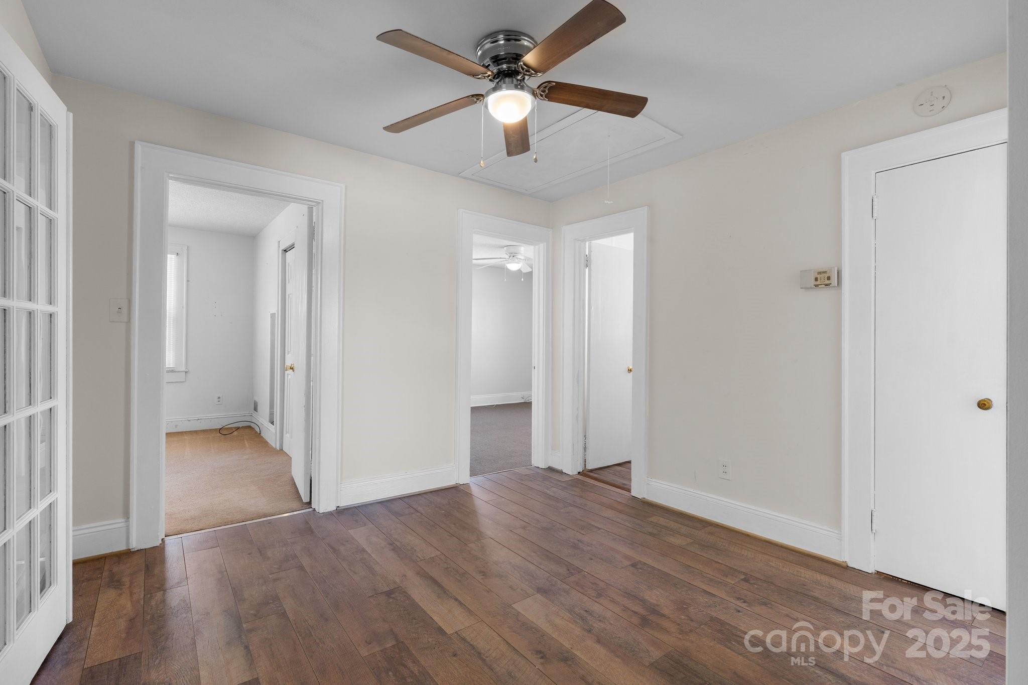 3015 North Center Street 6 Property Photo 20