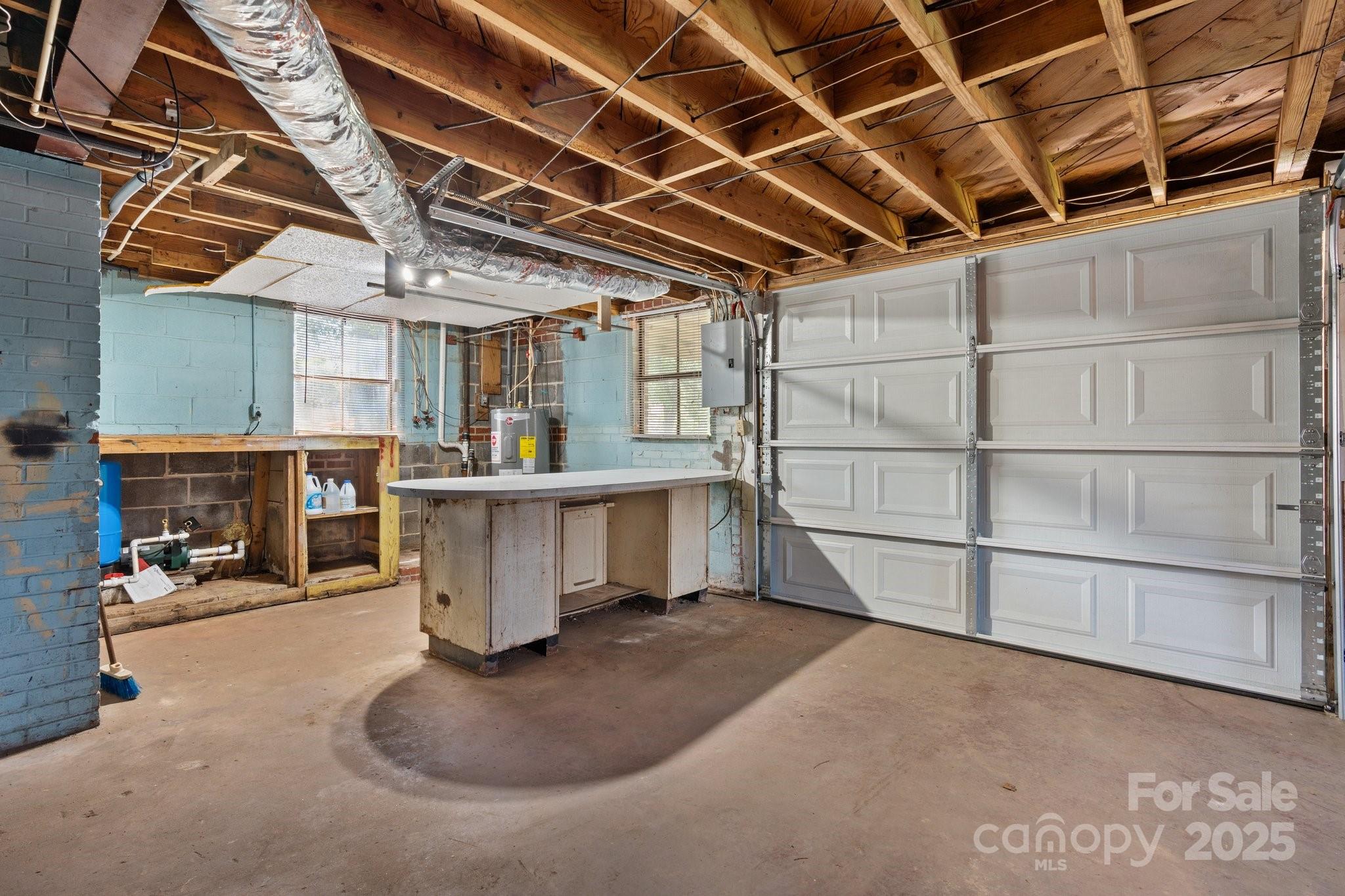 3015 North Center Street 6 Property Photo 37
