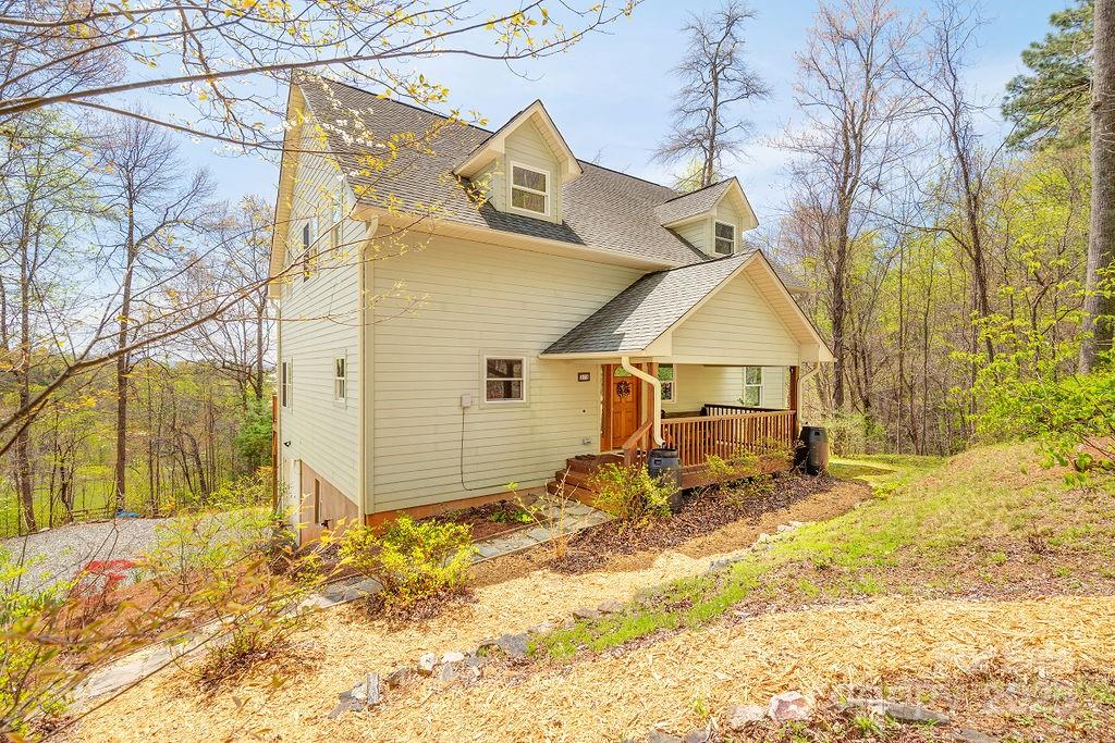 279 Red Oak Lane Property Photo