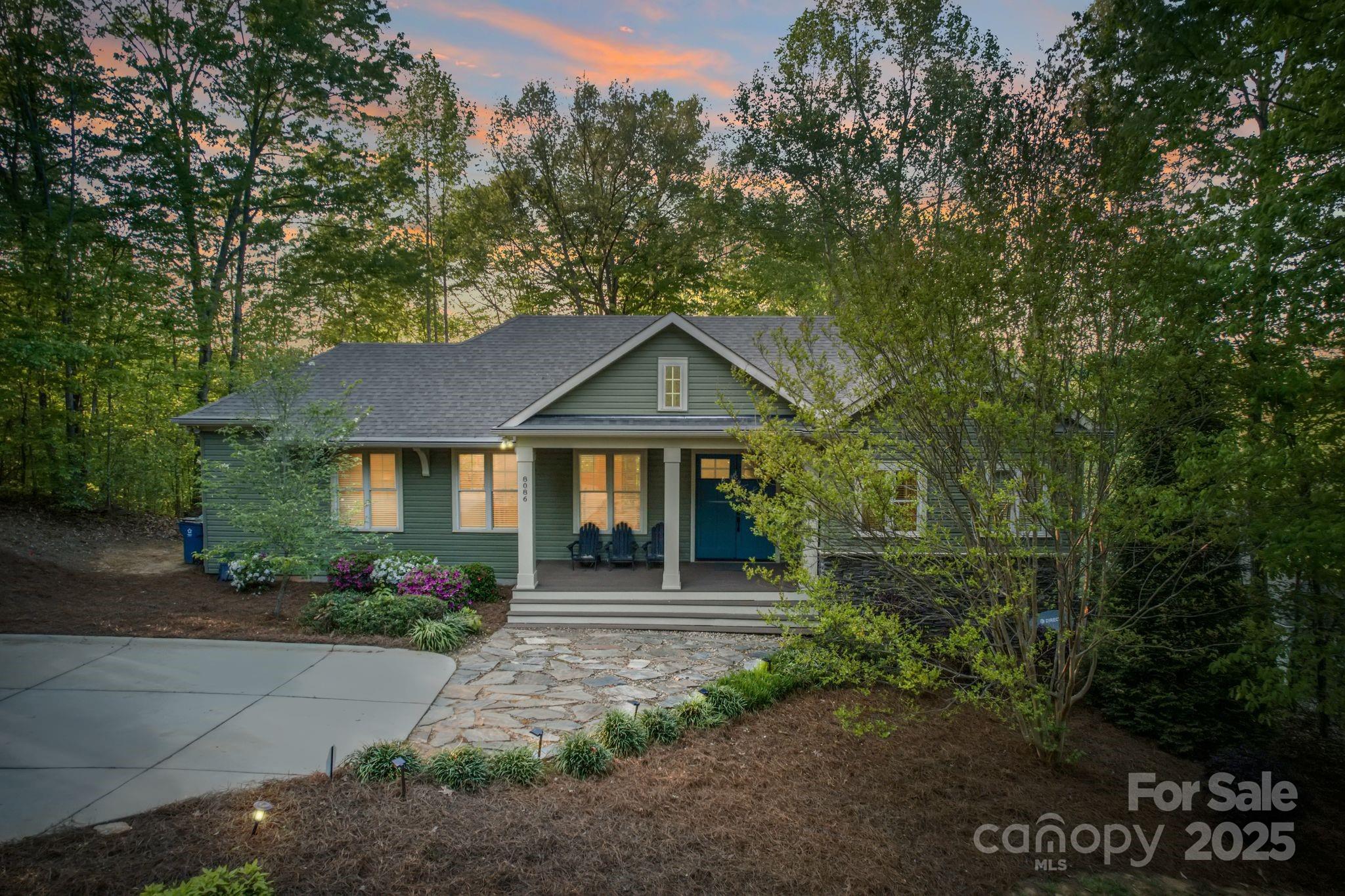 8086 Summit Ridge Drive Property Photo
