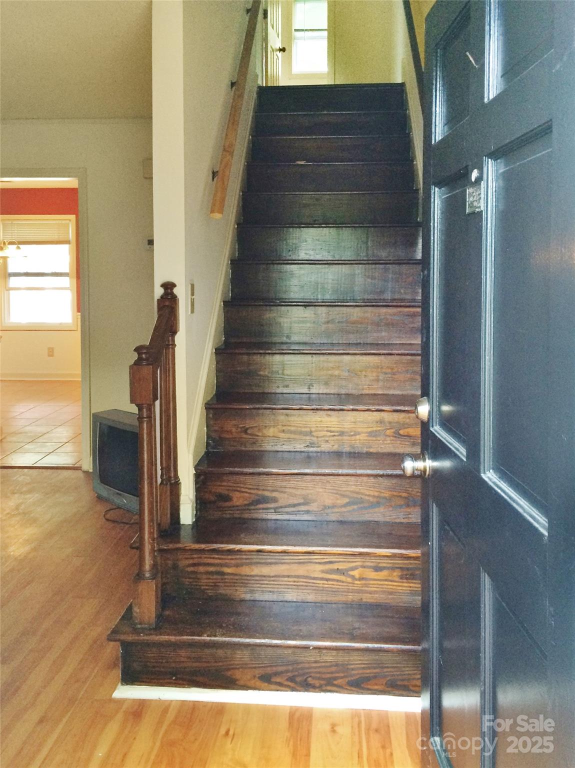 7714 Albemarle Road - Property Photo 5