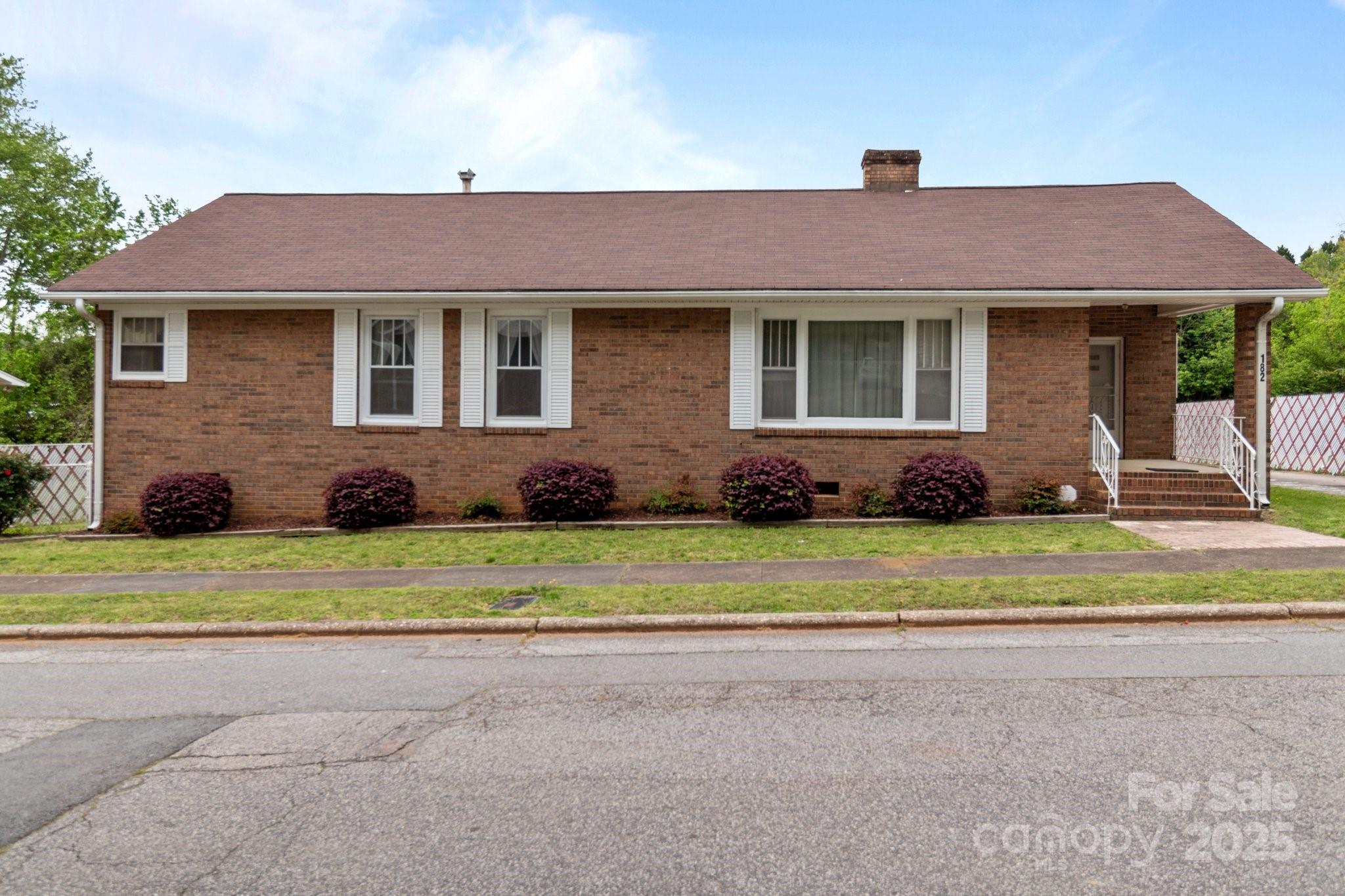 182 Ryan Street Property Photo