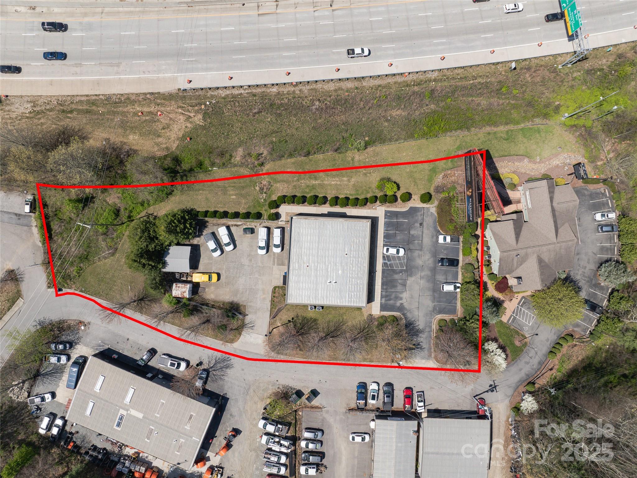 786 Dogwood Road Property Photo 4