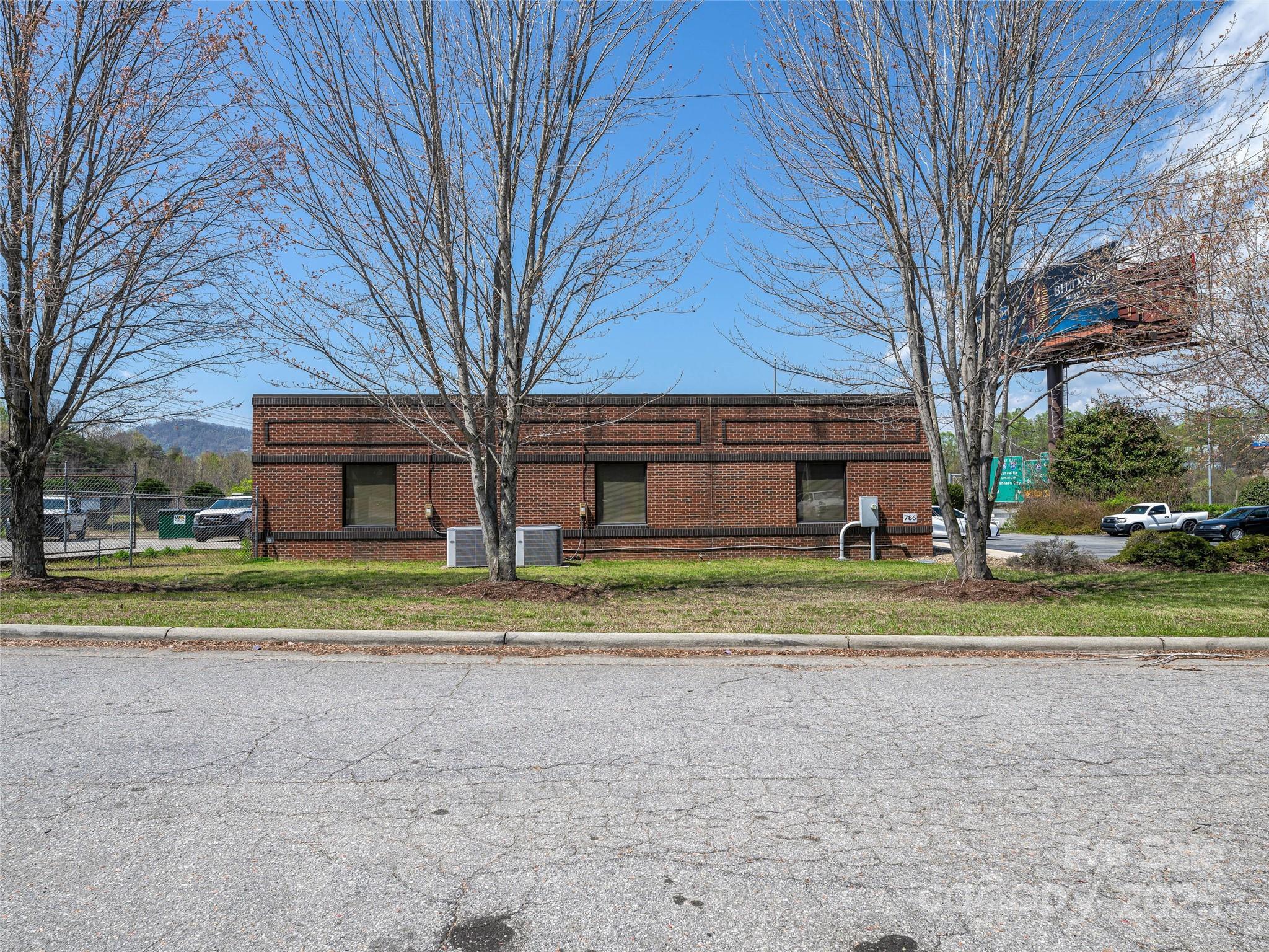 786 Dogwood Road Property Photo 7