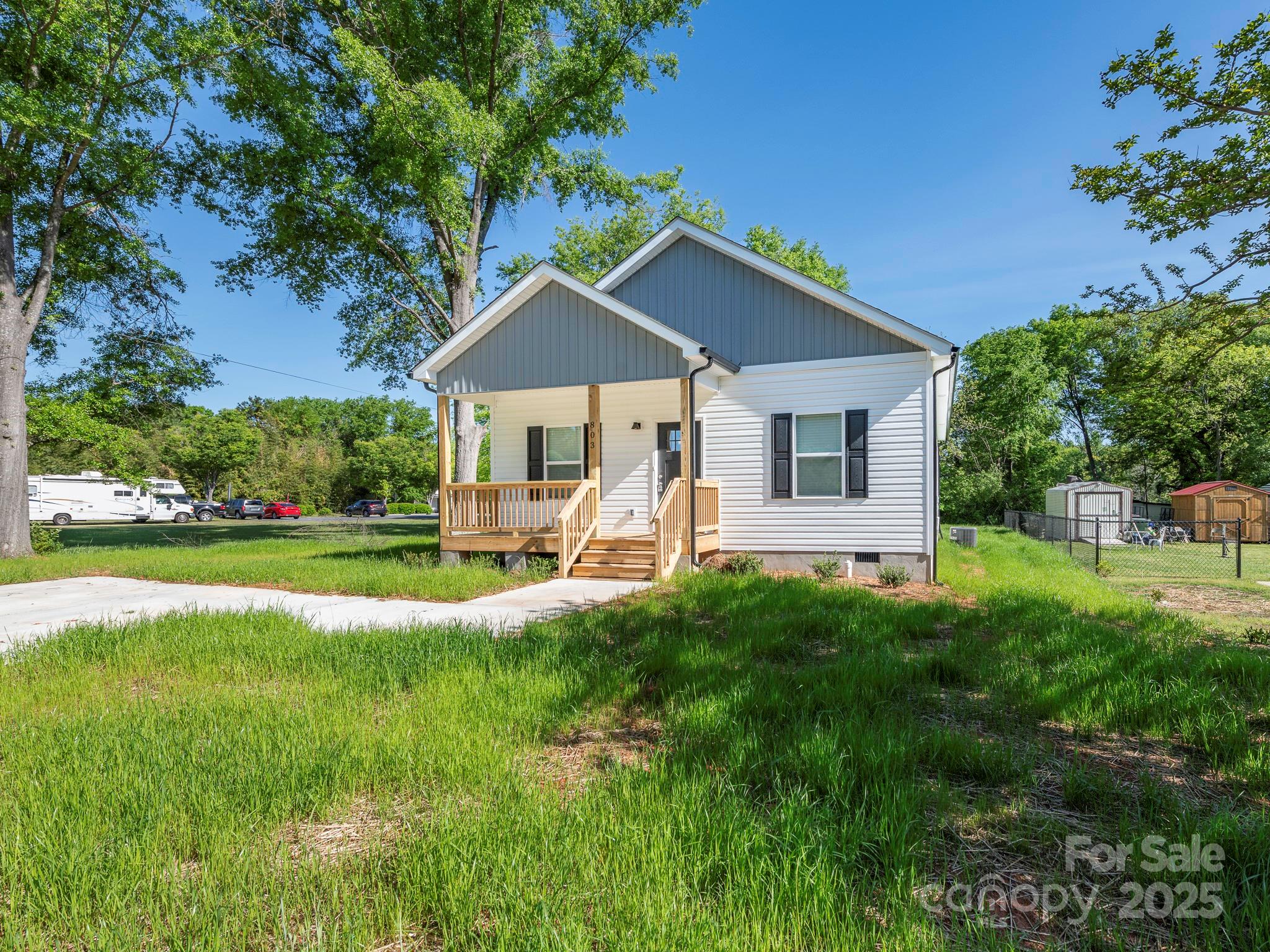 803 Blackmon Street Property Photo