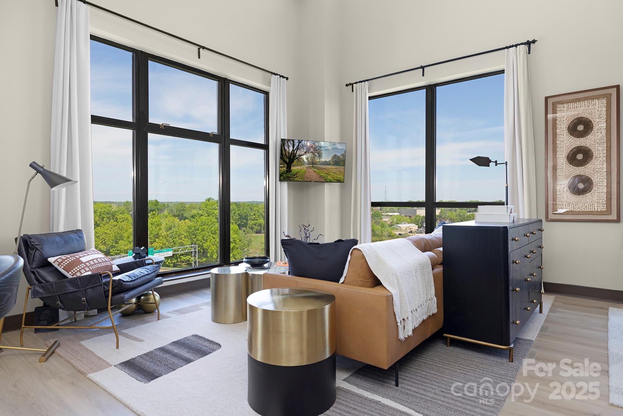 715 N Church Street 816 Property Photo 3