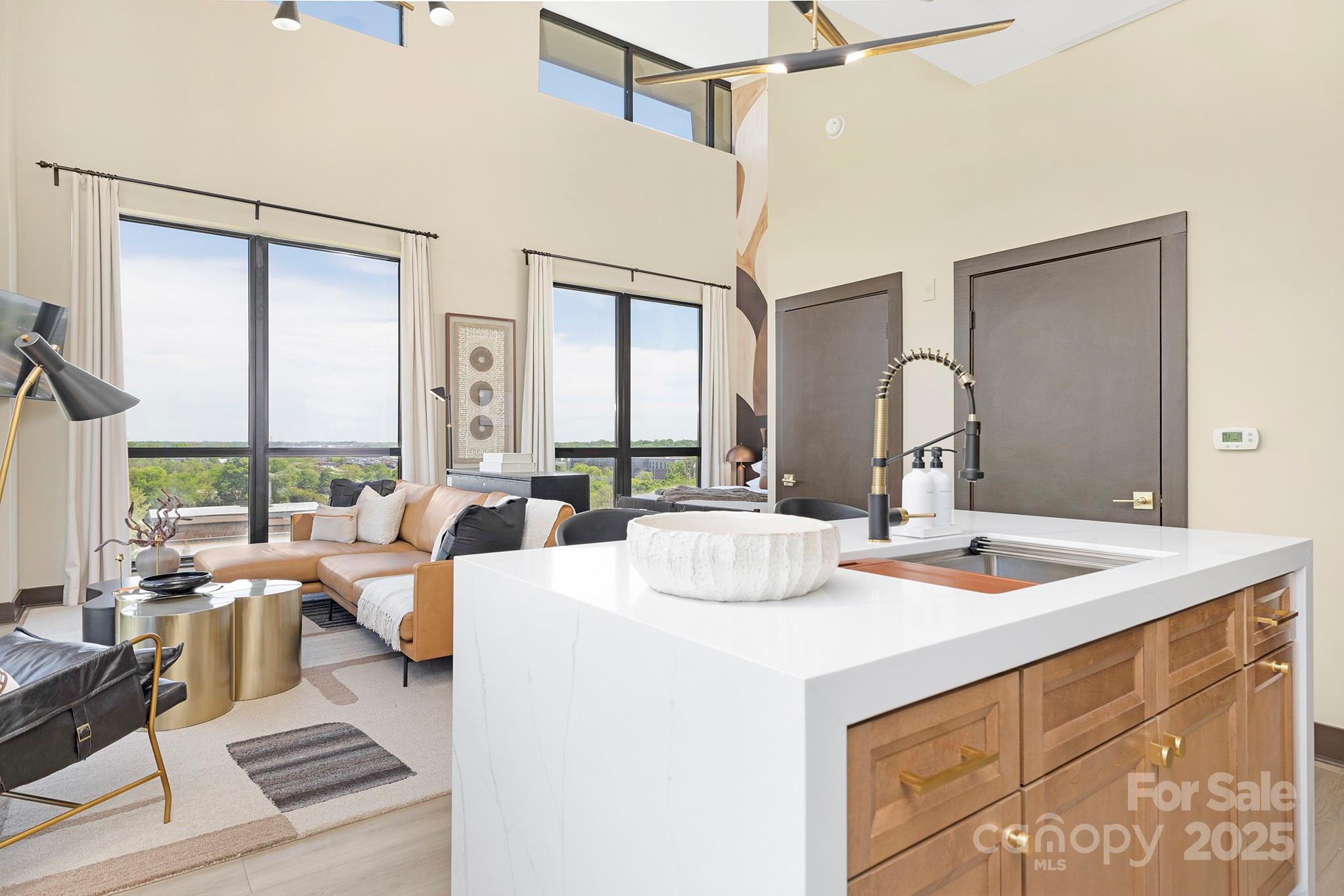 715 N Church Street 816 Property Photo 5