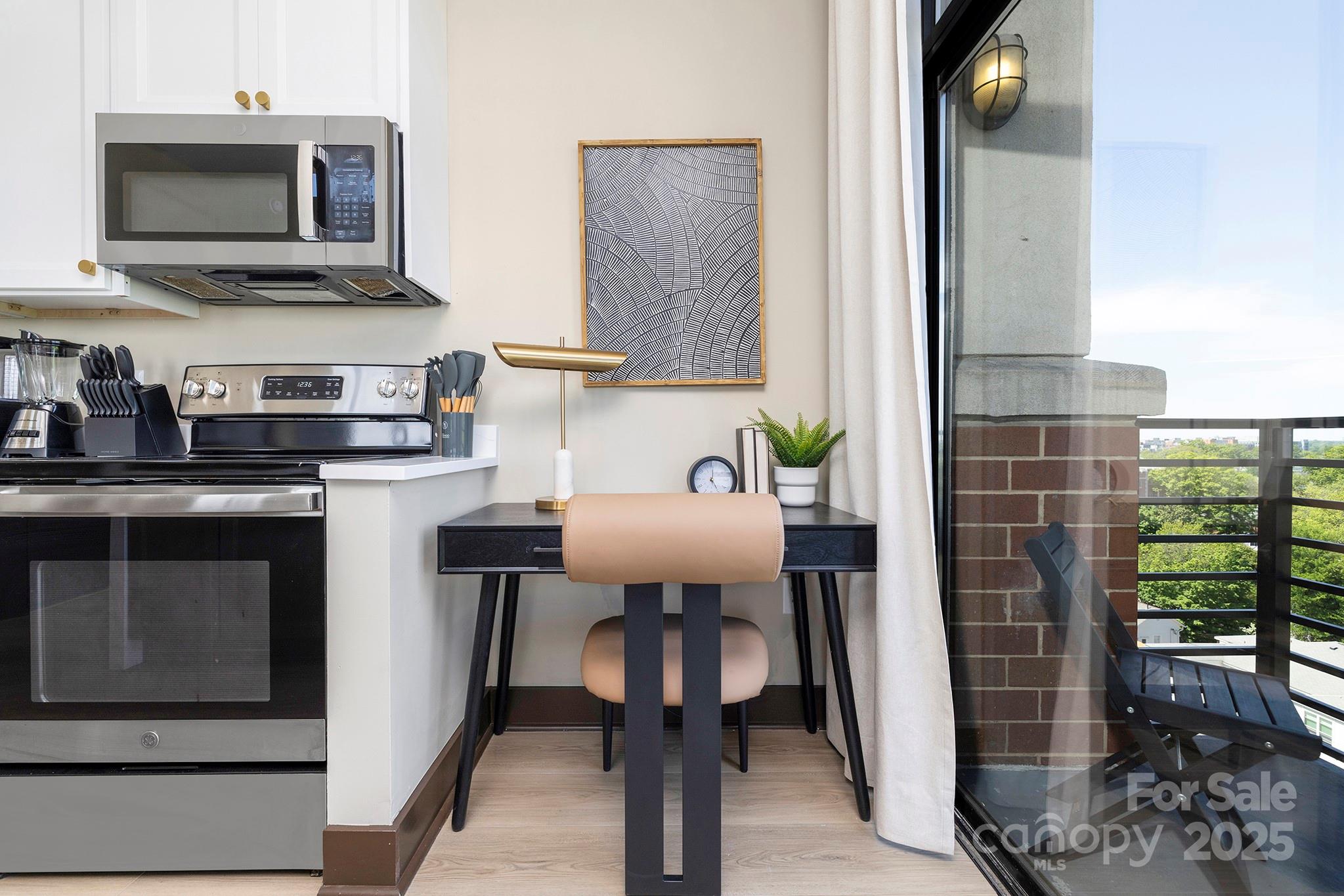 715 N Church Street 816 Property Photo 11