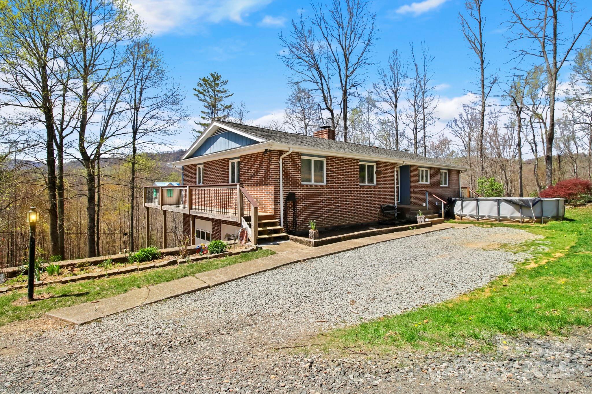 Newland Real Estate Listings Main Image