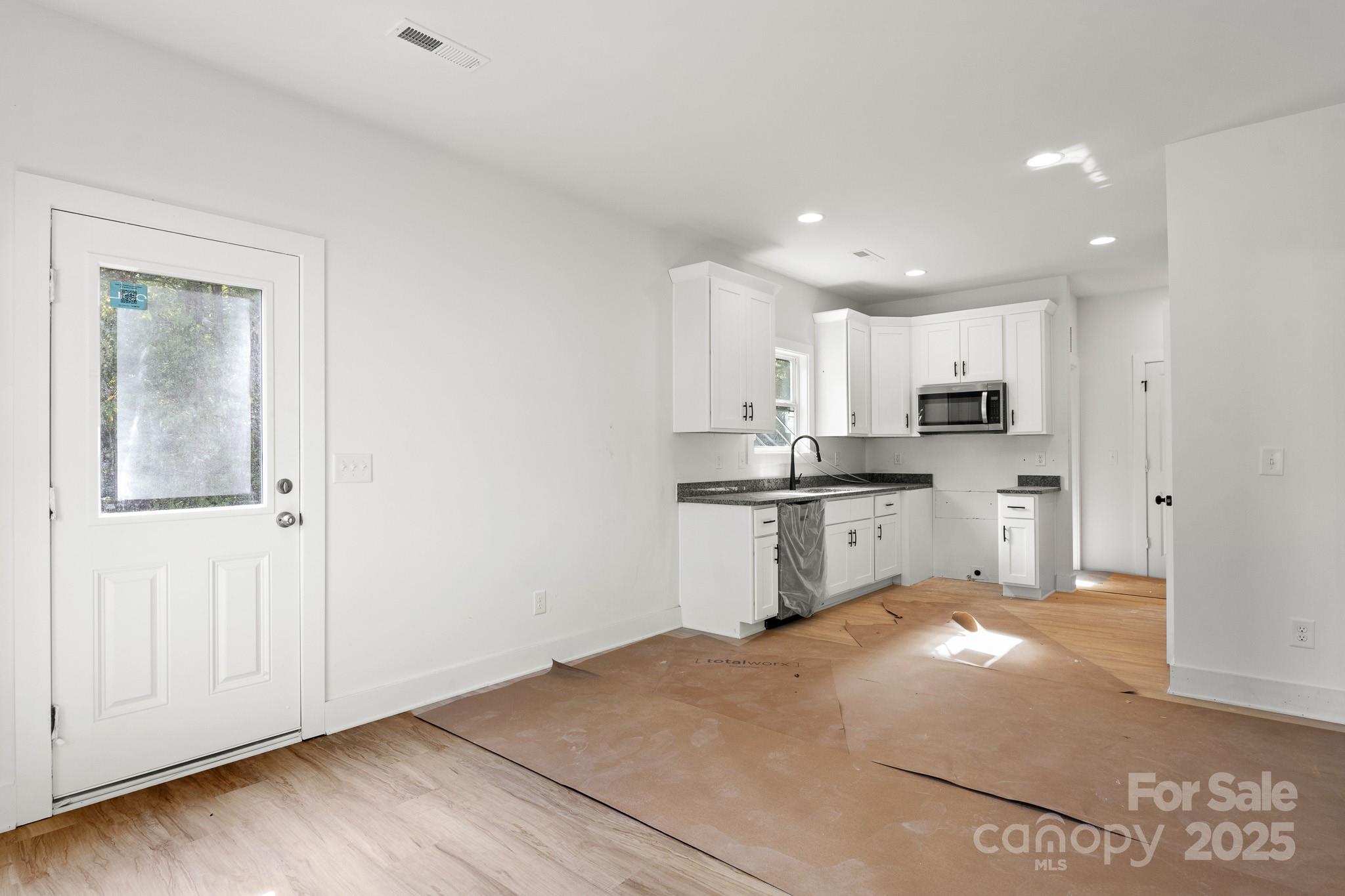 530 Gantt Street Property Photo 11