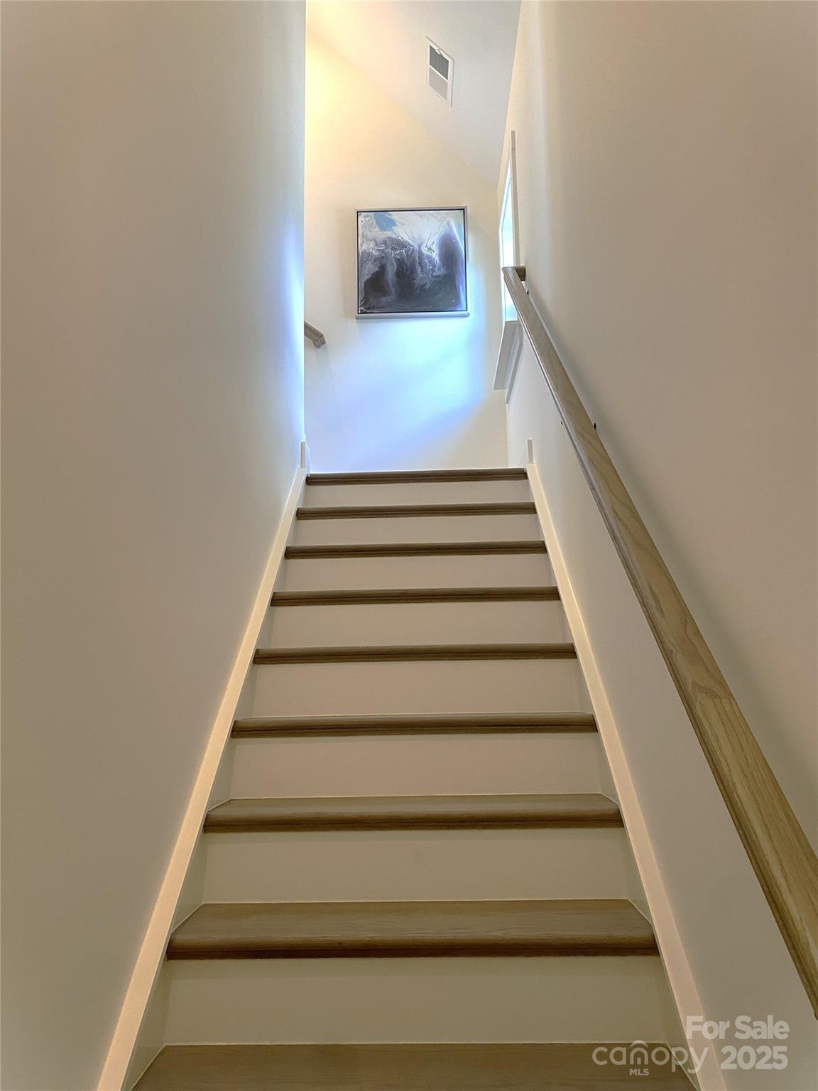 19044 Newburg Hill Road 26 Property Photo 29