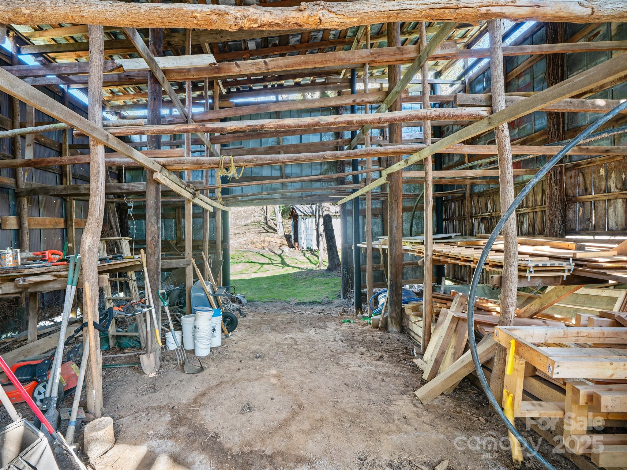 118 Boone Street Property Photo 10