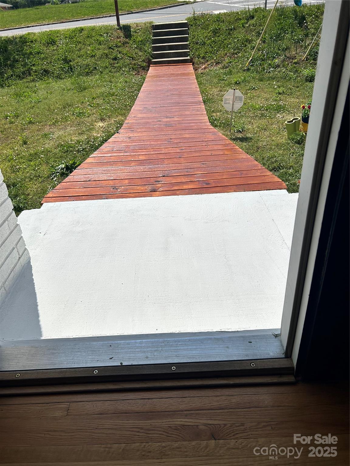 2701 N Old North Sharon Amity Road Property Photo 7