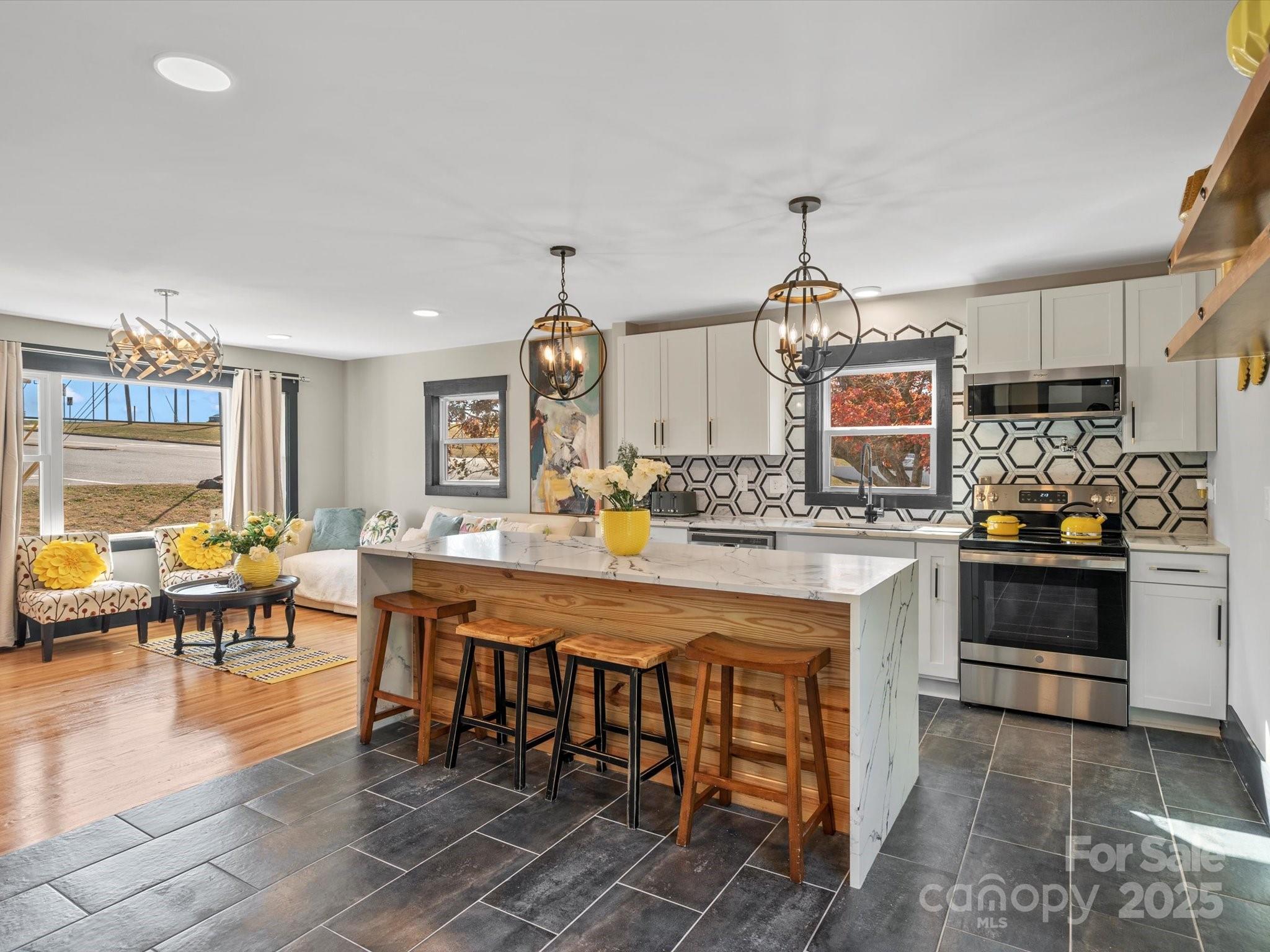 2701 N Old North Sharon Amity Road Property Photo 8