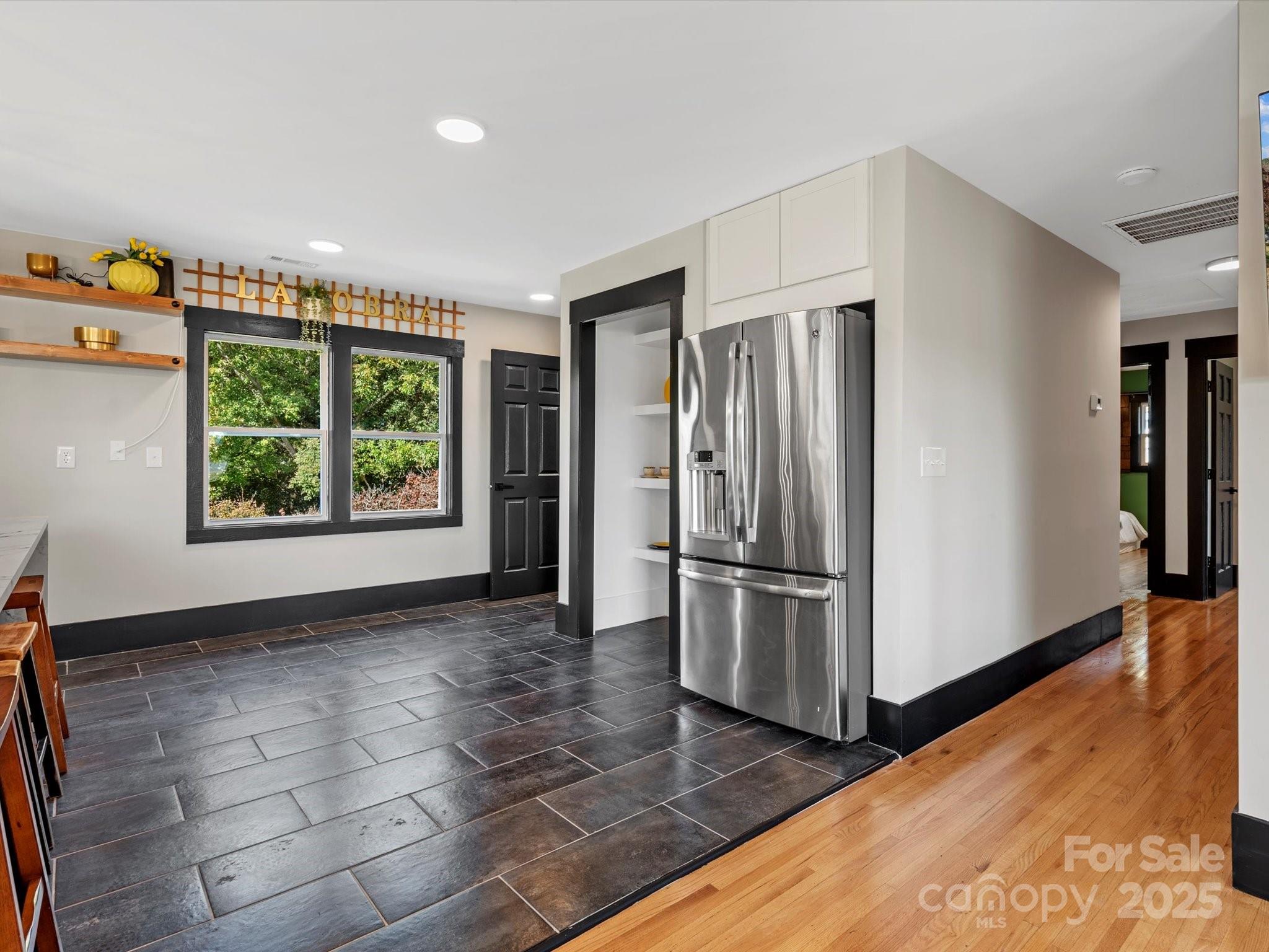 2701 N Old North Sharon Amity Road Property Photo 9