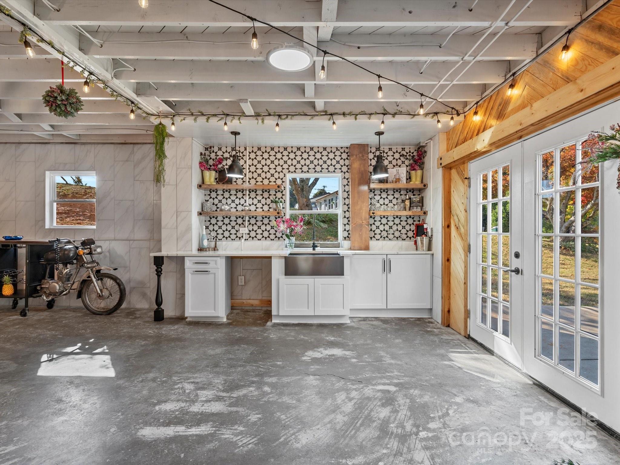 2701 N Old North Sharon Amity Road Property Photo 27