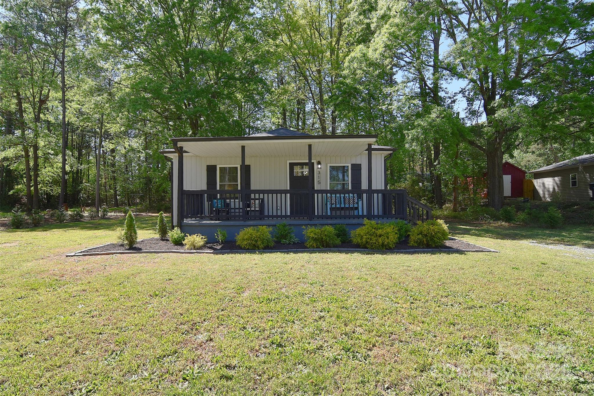315 N Kimmons Street Property Photo