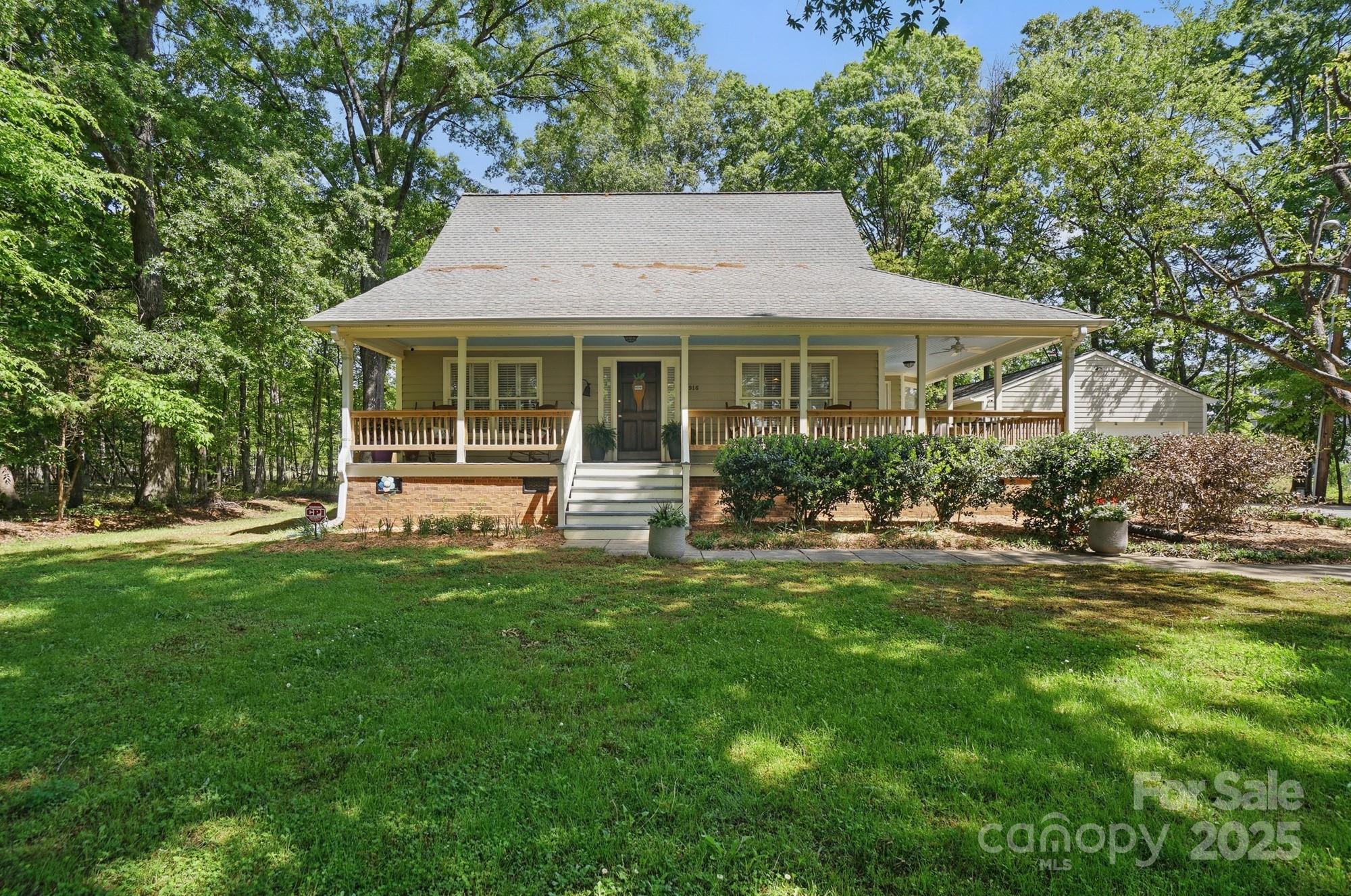 Real Estate Main Image