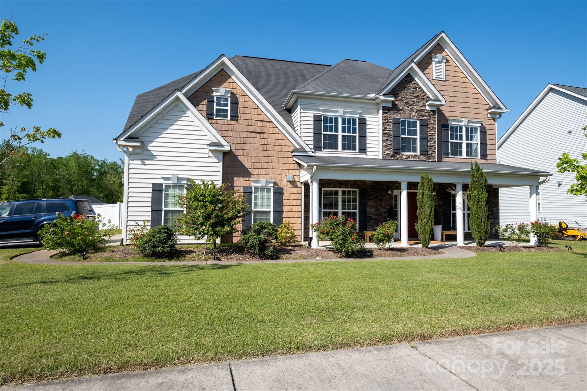 2380 Fairport Drive Property Photo