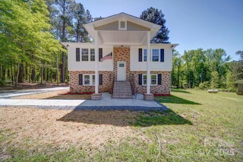 600 Burns Street Property Photo