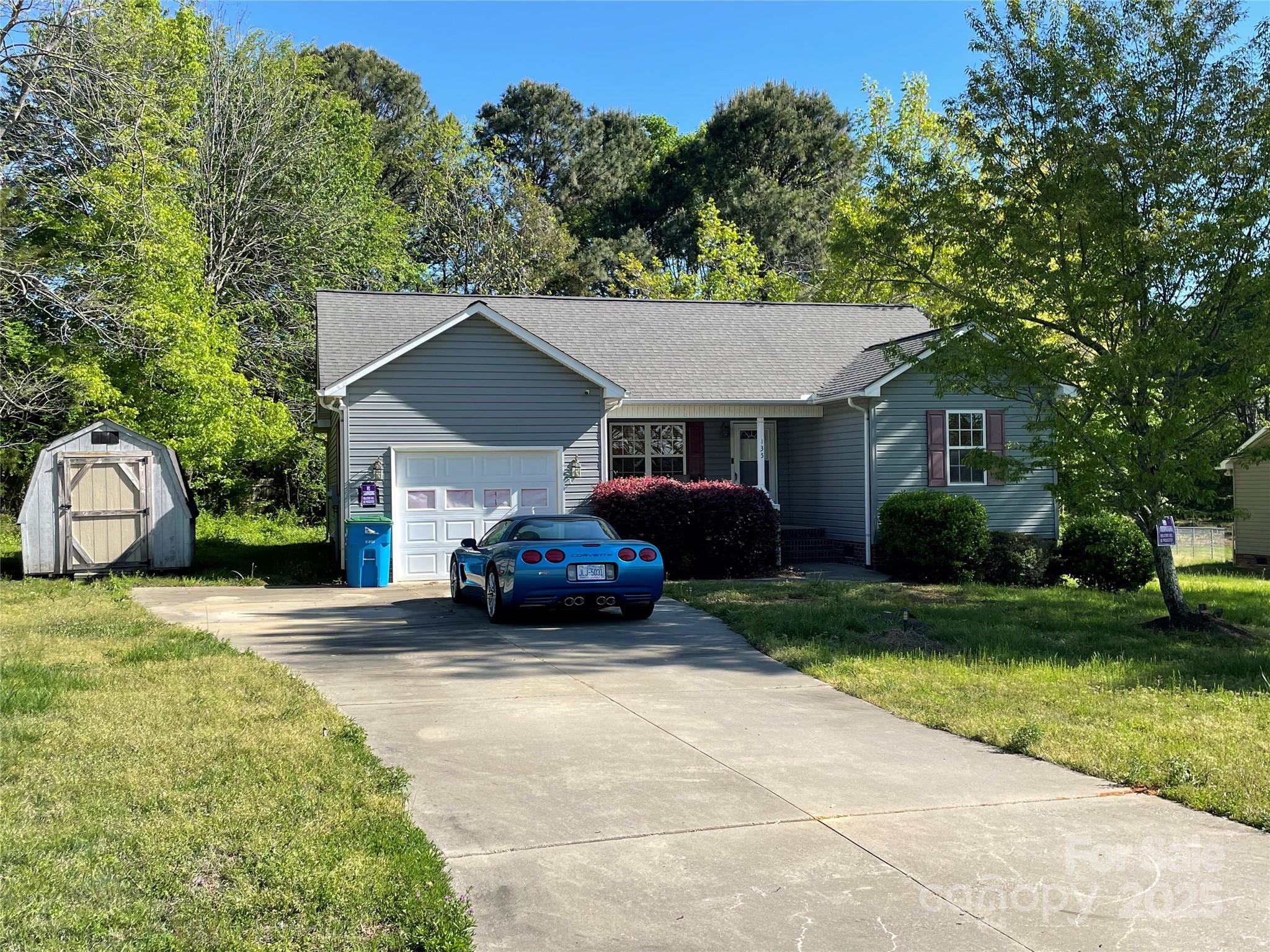 135 Hazelwood Drive Property Photo