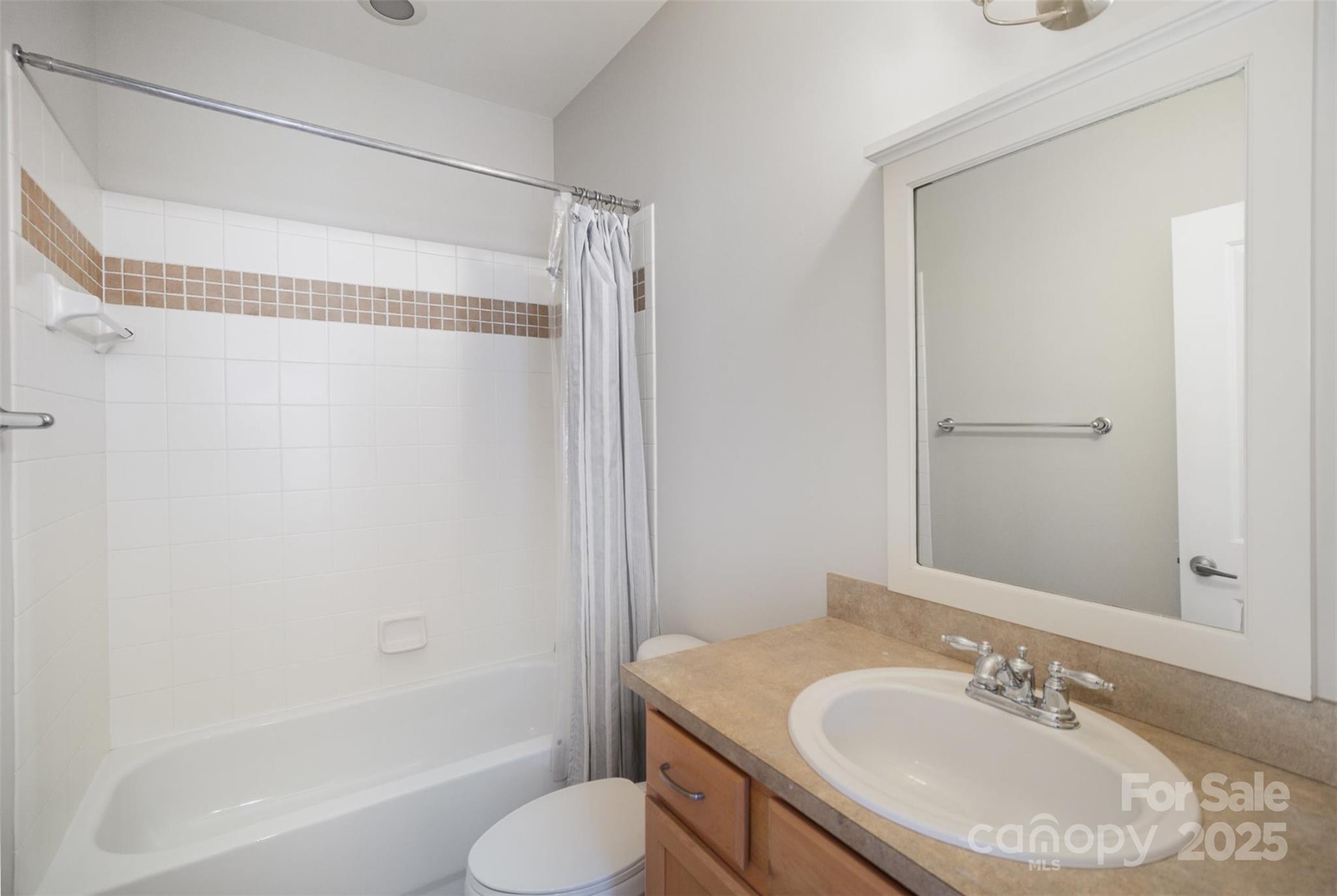 562 New Bern Station Court Property Photo 21