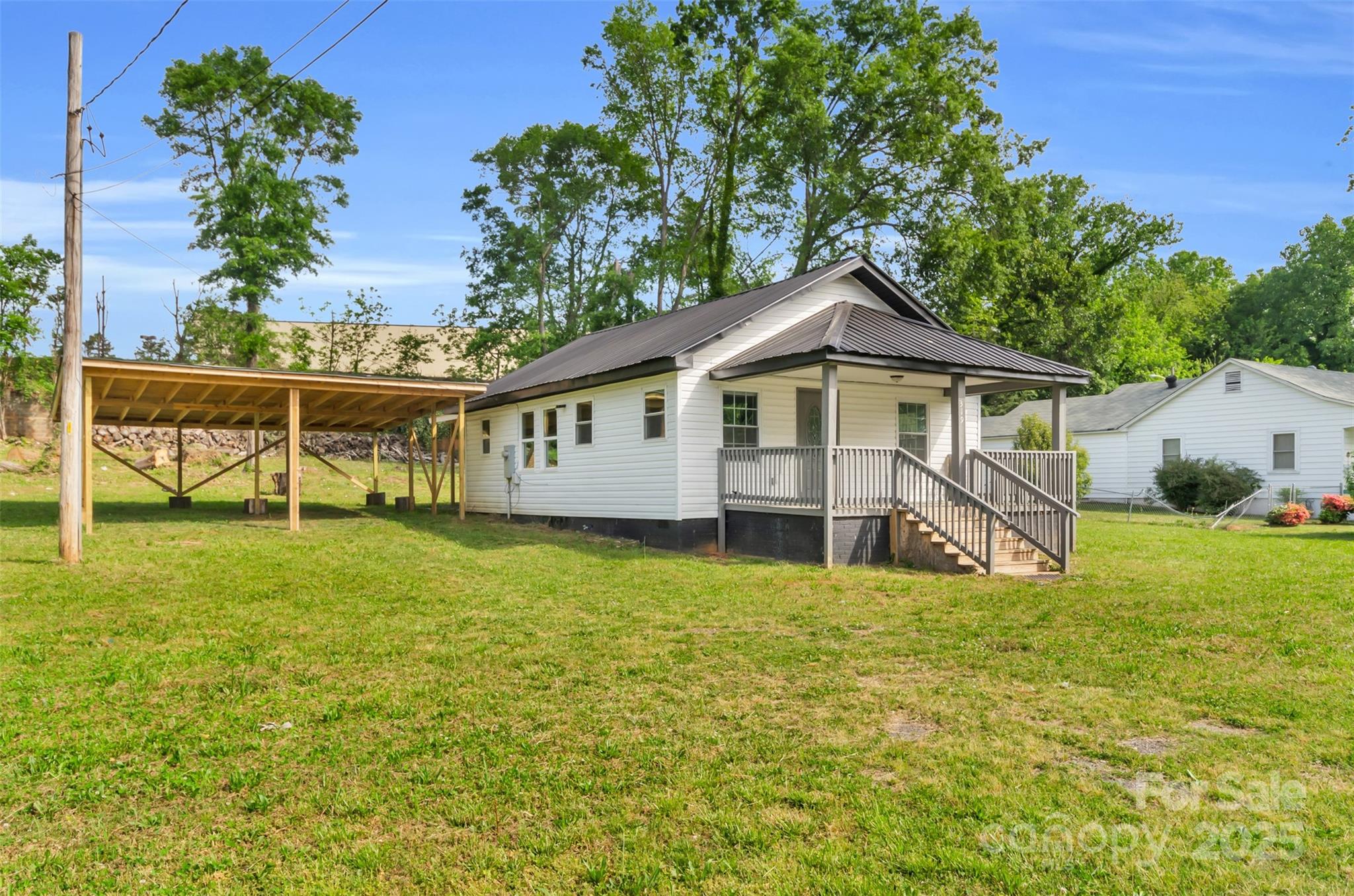 319 Hetty Hill Street Property Photo