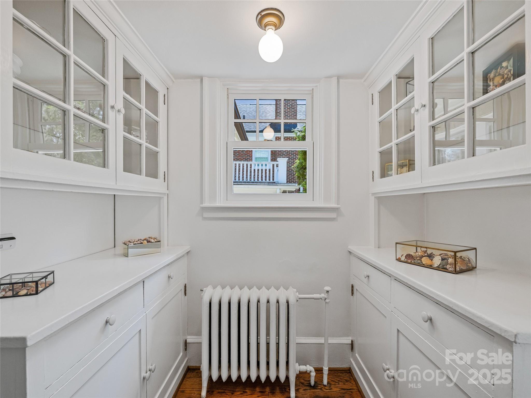 218 Kimberly Avenue Property Photo 17