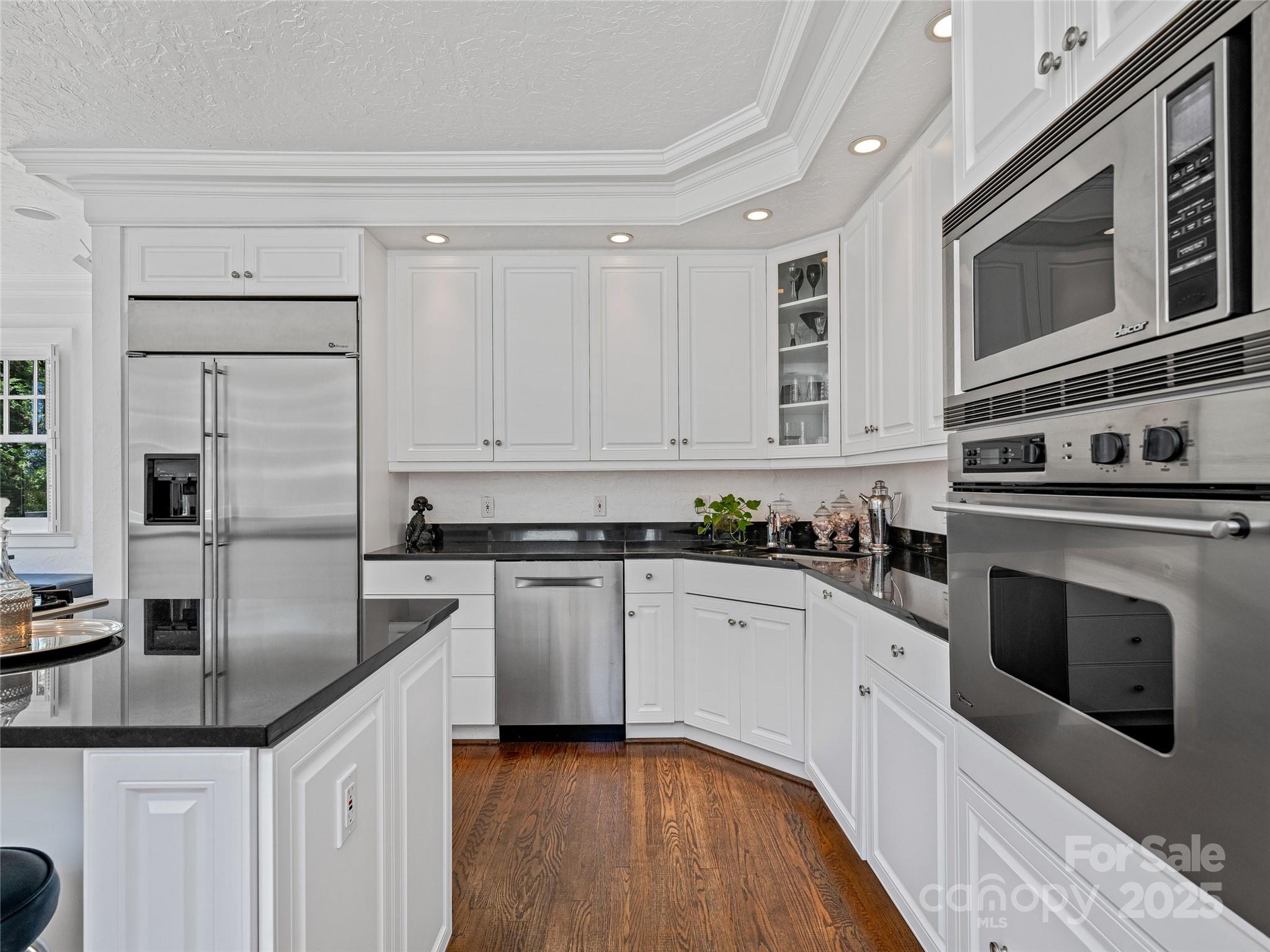 218 Kimberly Avenue Property Photo 19