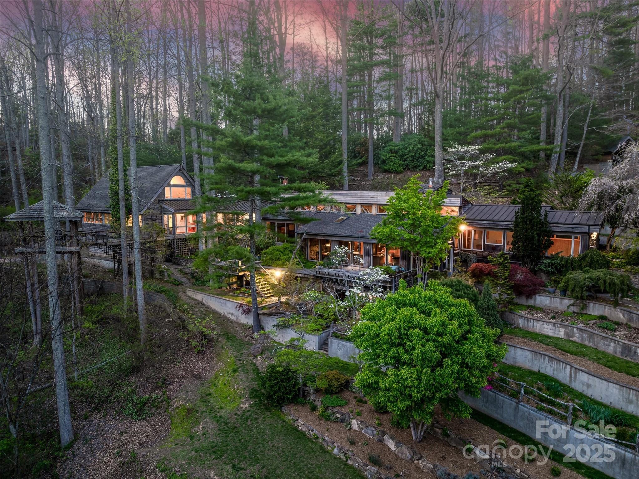 633 Upper Herron Cove Road Property Photo