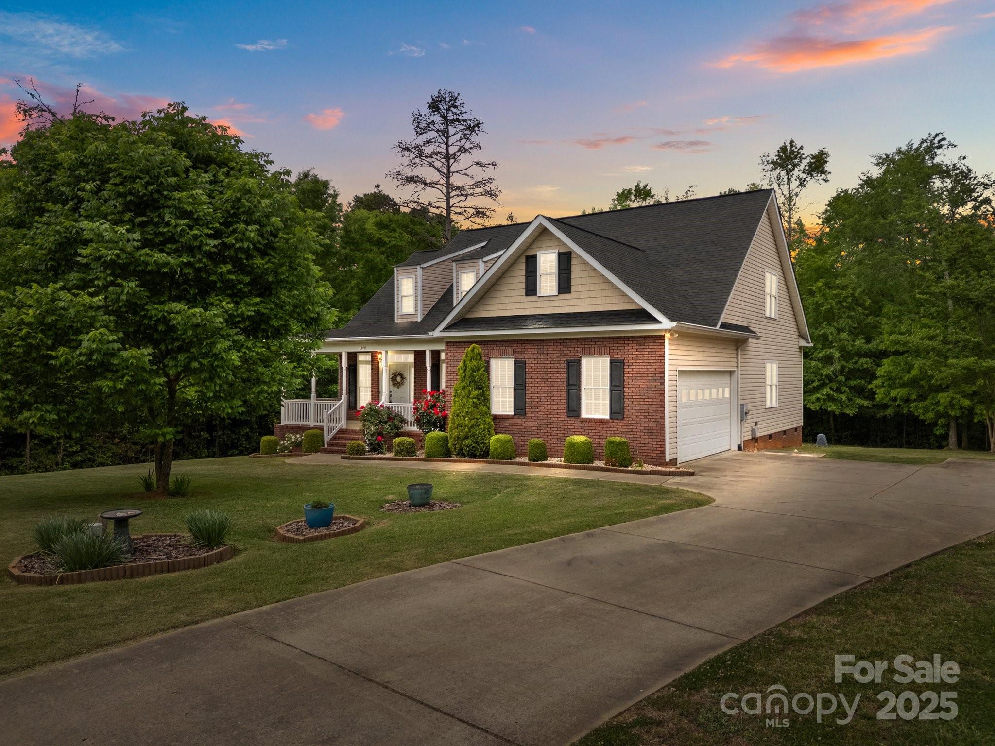 3179 Westview Road Property Photo