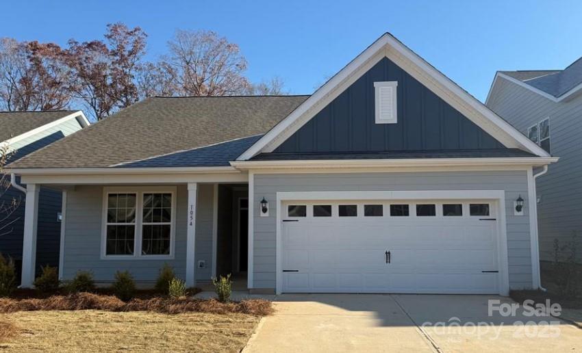 1034 Mapletree Lane Property Photo