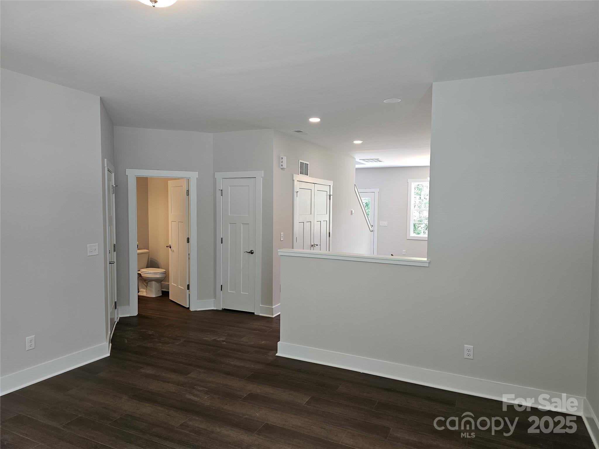139 Brooks Cove Road Property Photo 2