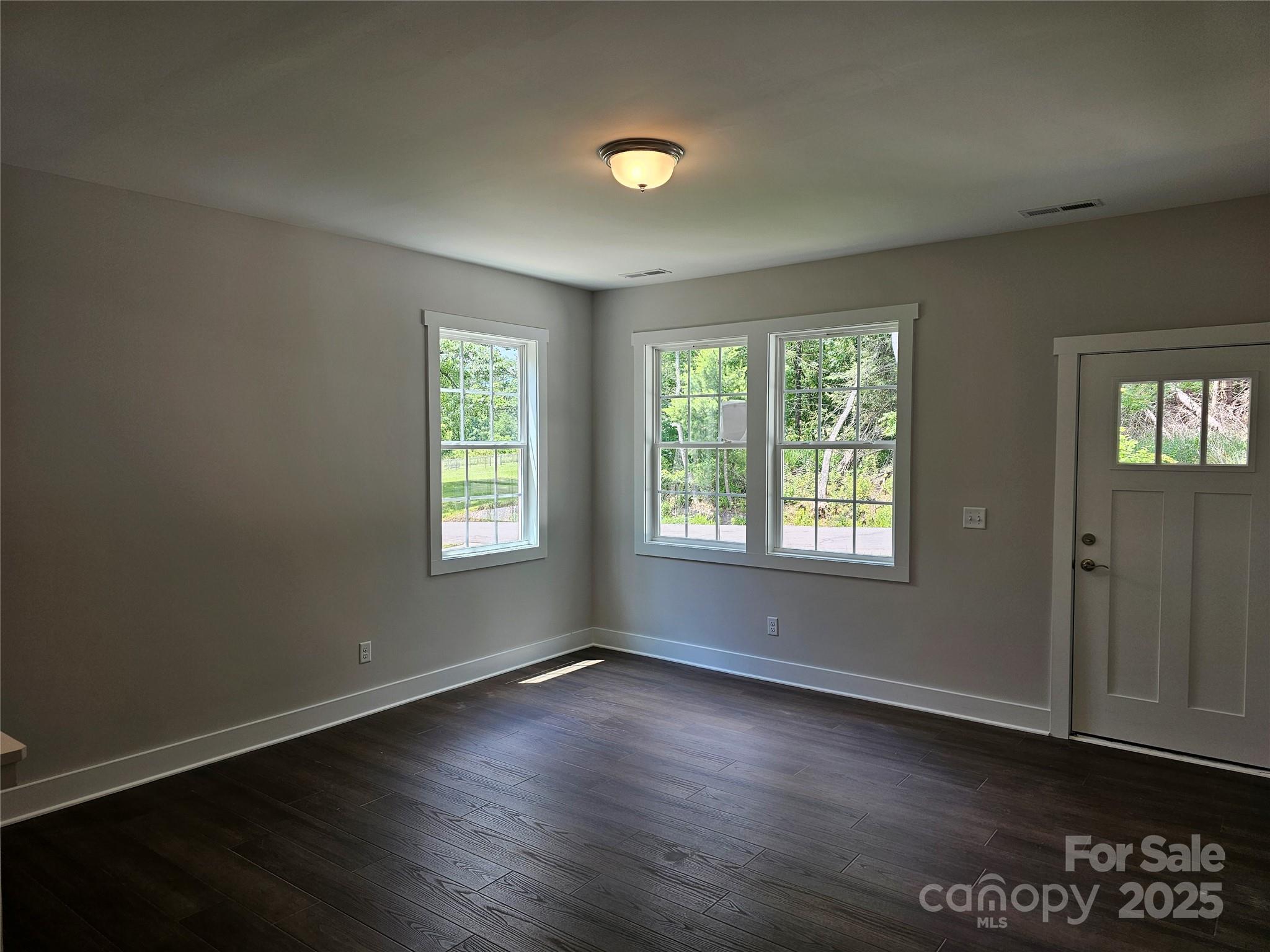 139 Brooks Cove Road Property Photo 3