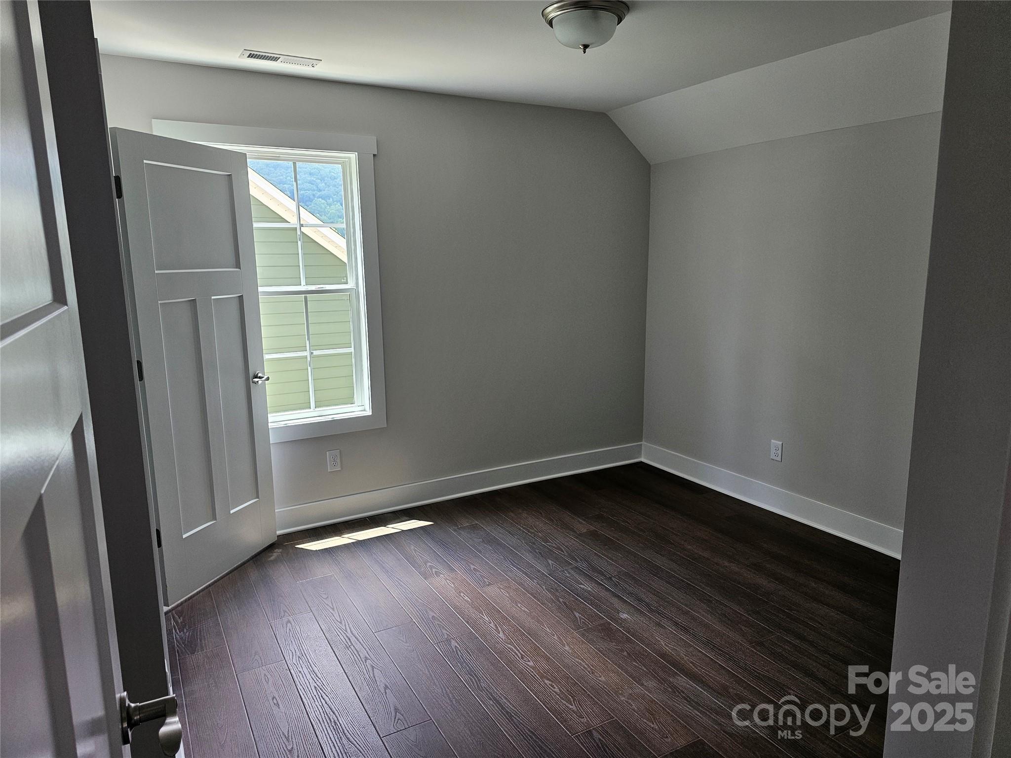 139 Brooks Cove Road Property Photo 7
