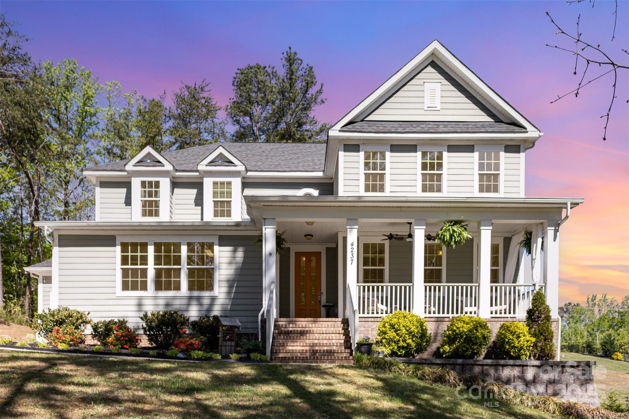 4237 Island Fox Lane Property Photo