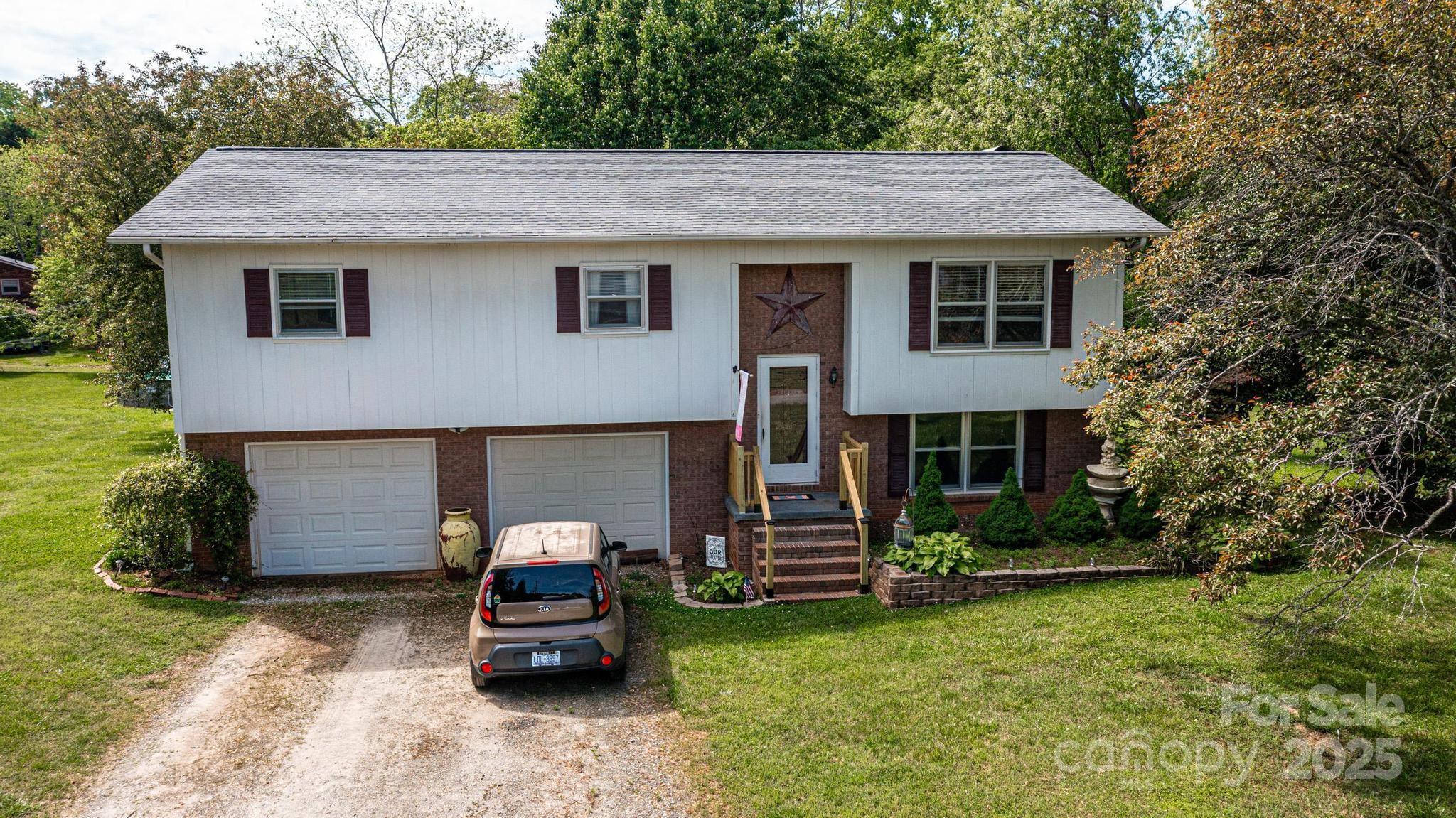 2734 Haas Lane Property Photo