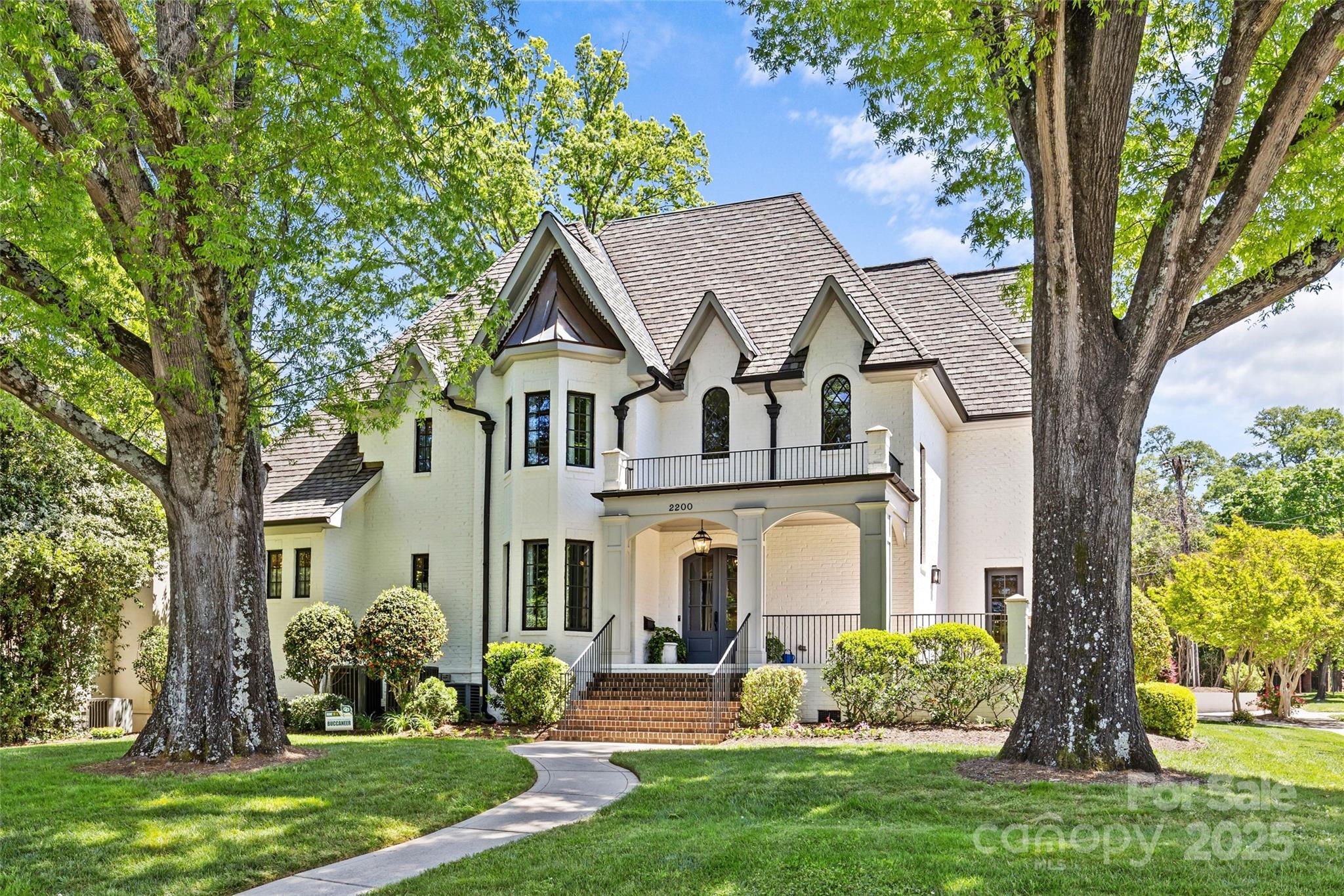 2200 Hastings Drive Property Photo