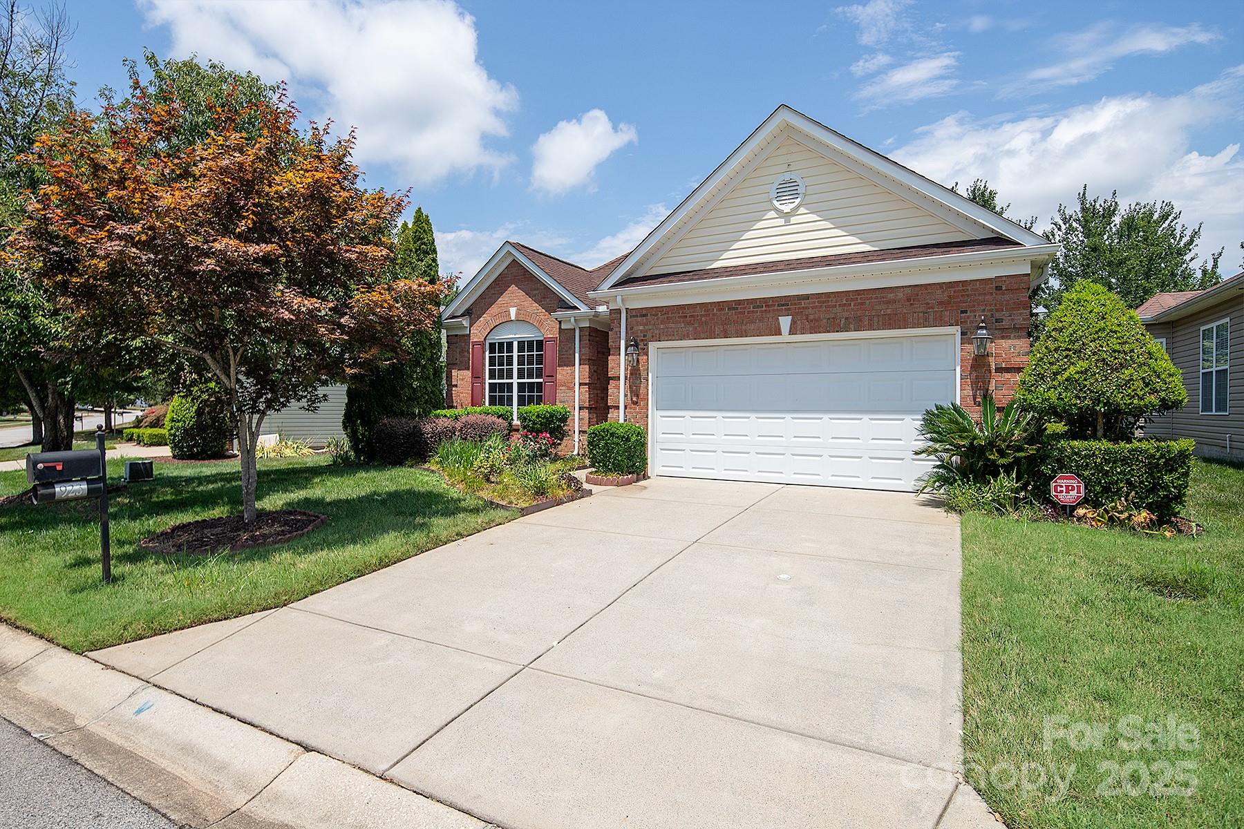 923 Platinum Drive Property Photo 1