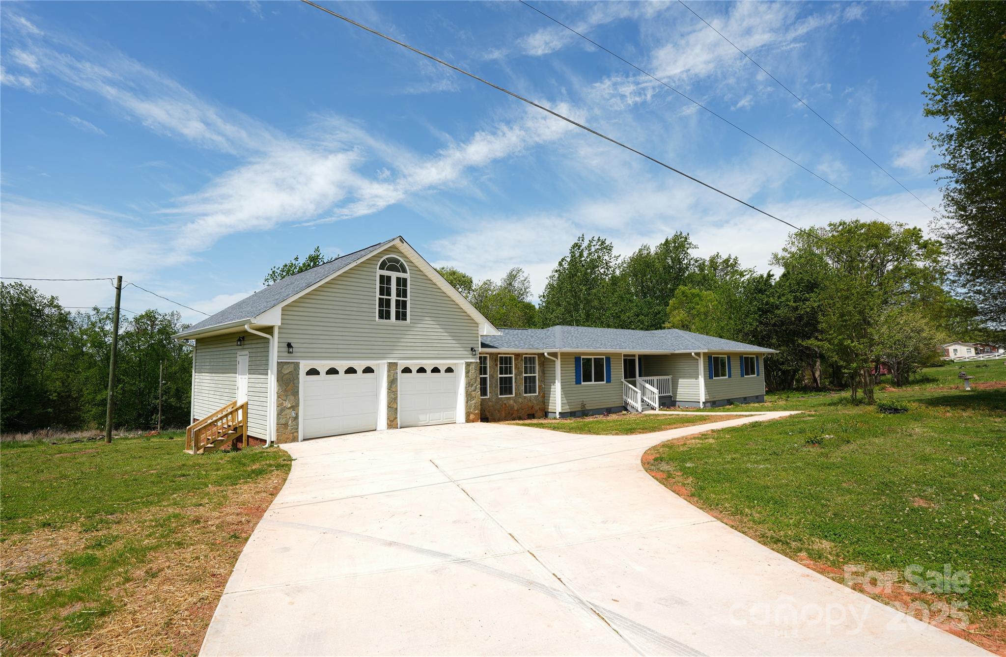 2019 Kingston Road Property Photo