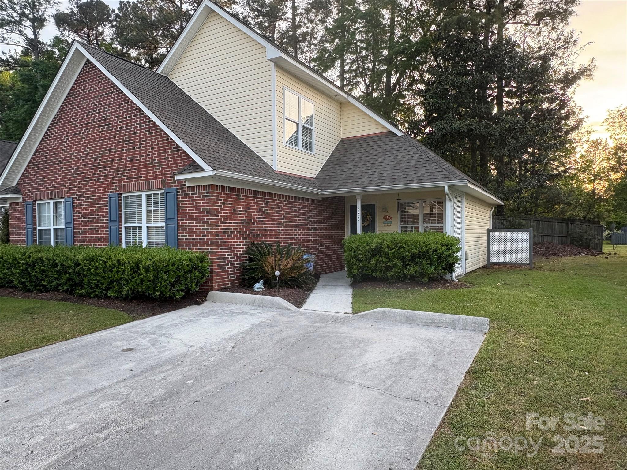 New Hanover County Real Estate Listings Main Image