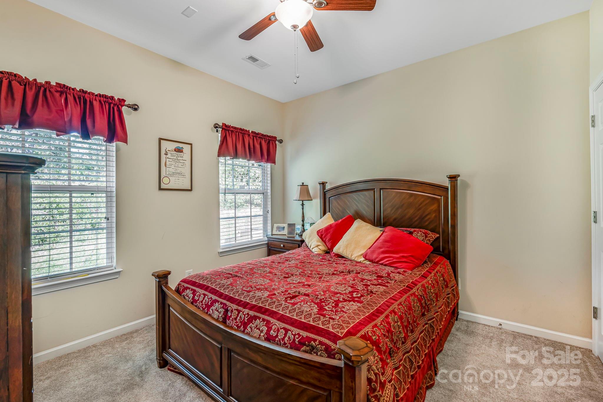 4015 Broadview Lane Property Photo 23