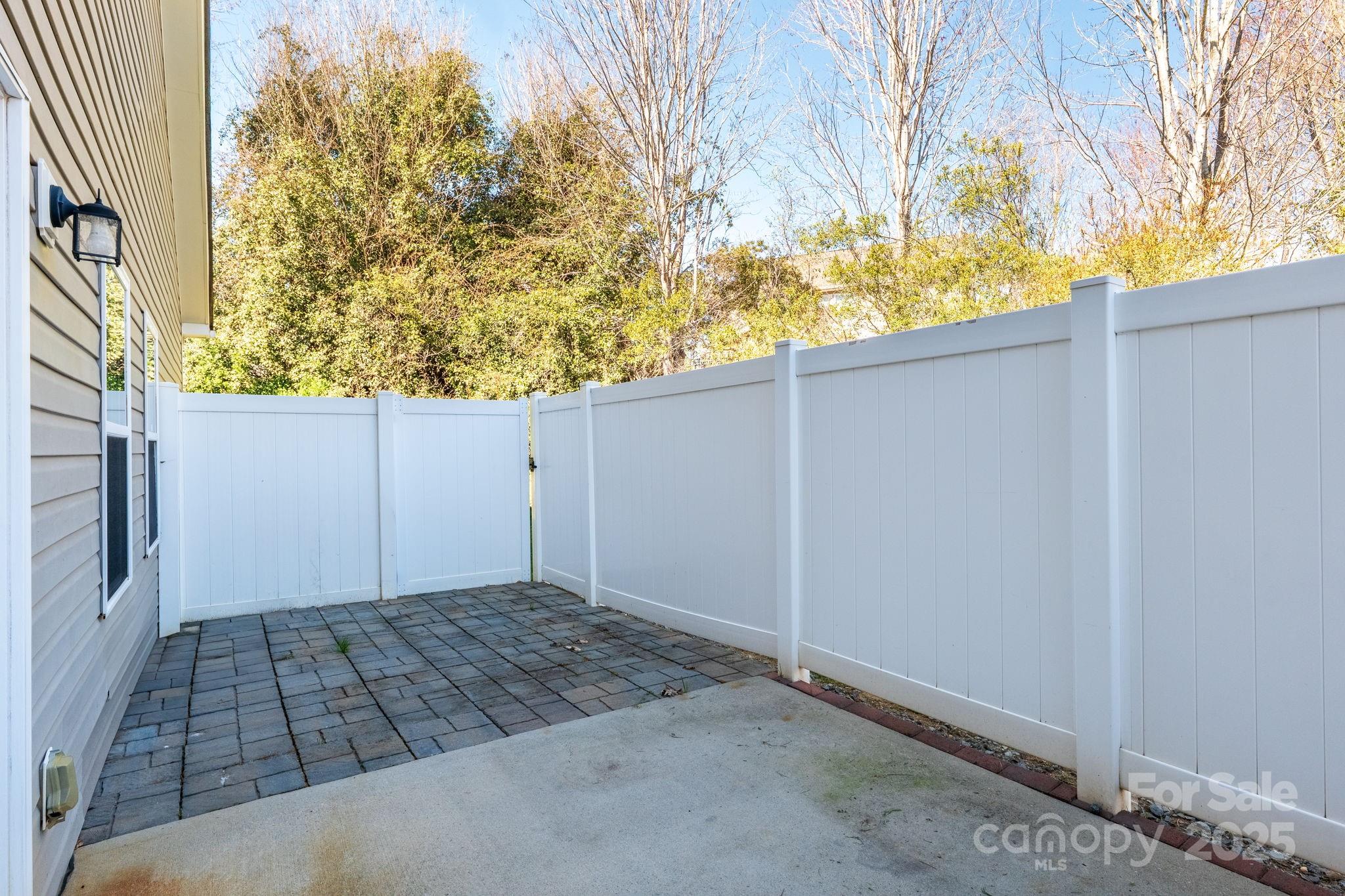 4015 Broadview Lane Property Photo 28