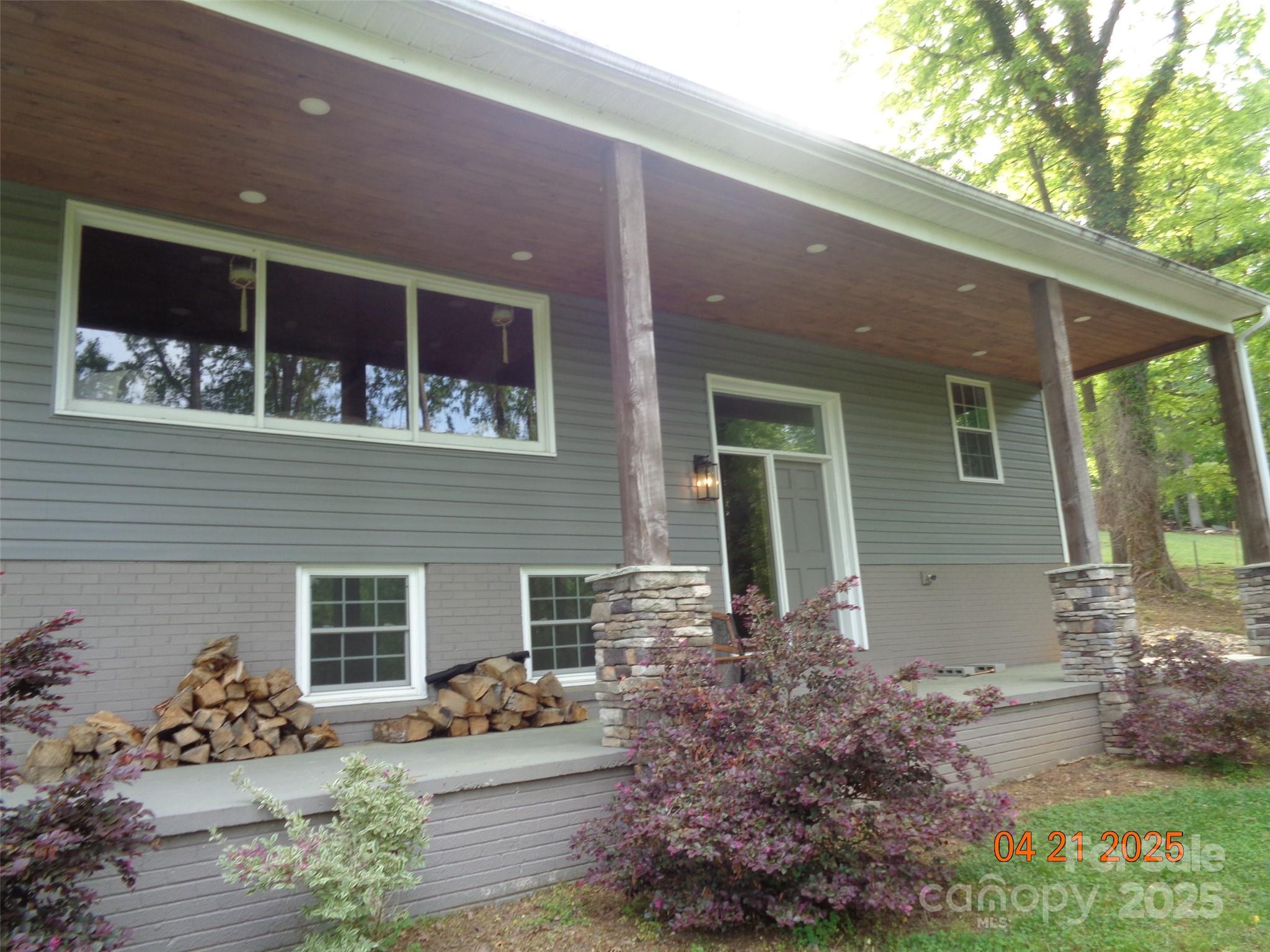 53 Forest Avenue Property Photo 1